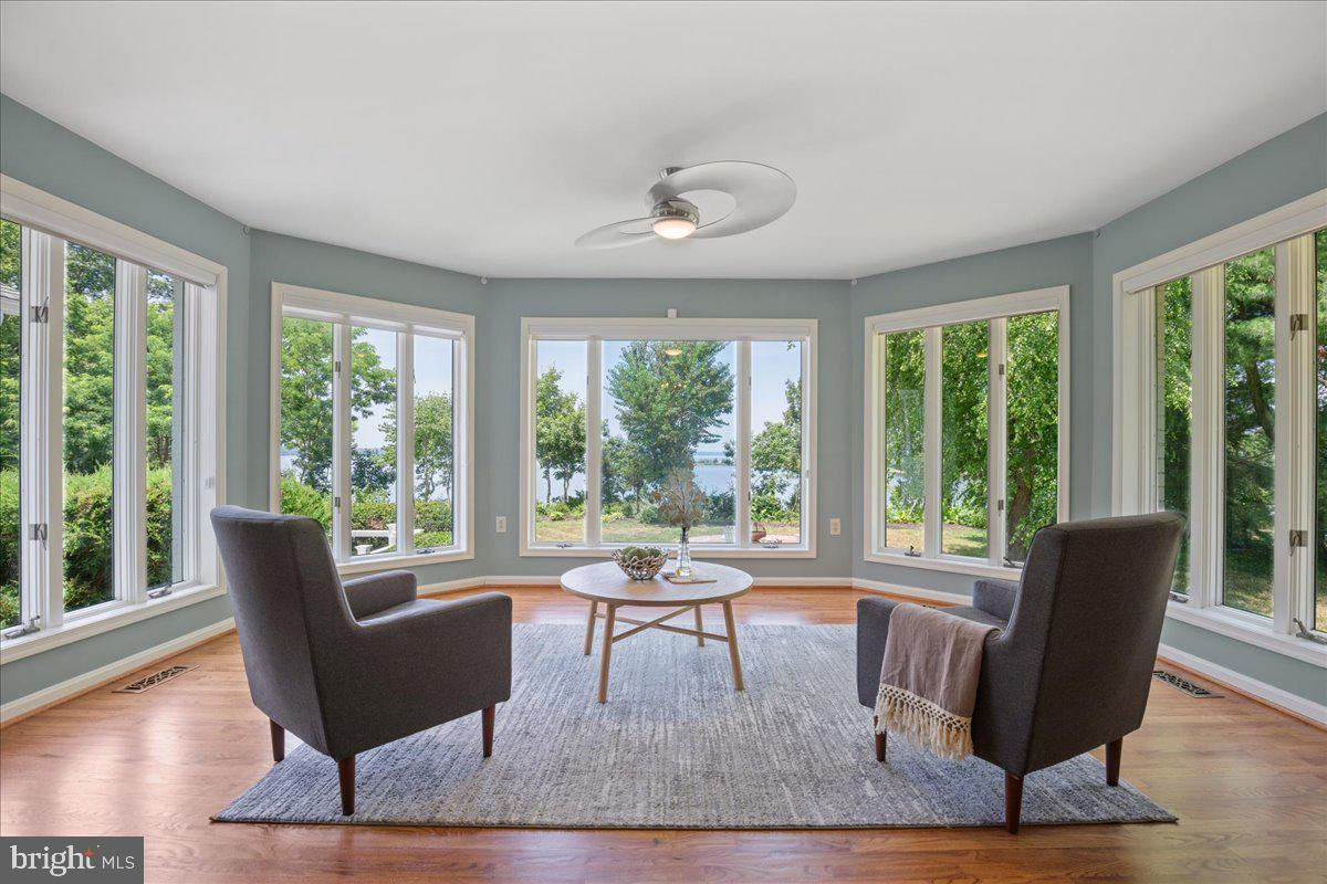 SPOUT FARM - Residential