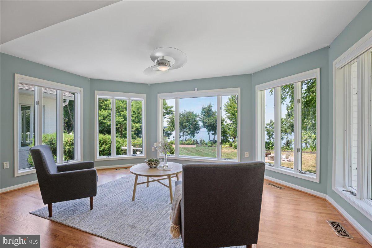 SPOUT FARM - Residential