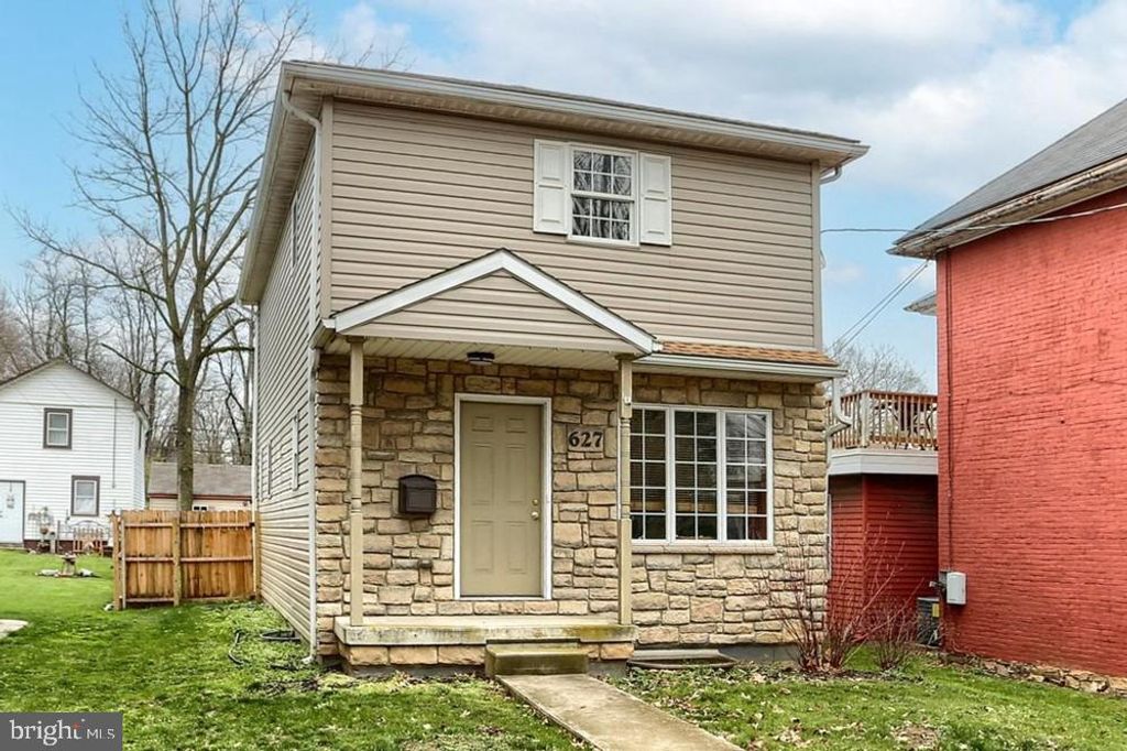 Photo of 627 W Main Street, Ephrata, PA 17522 (MLS # PALA2049140)