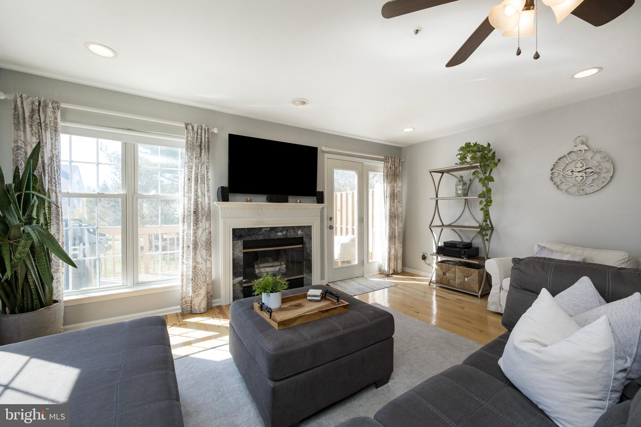 EXTON STATION - Residential