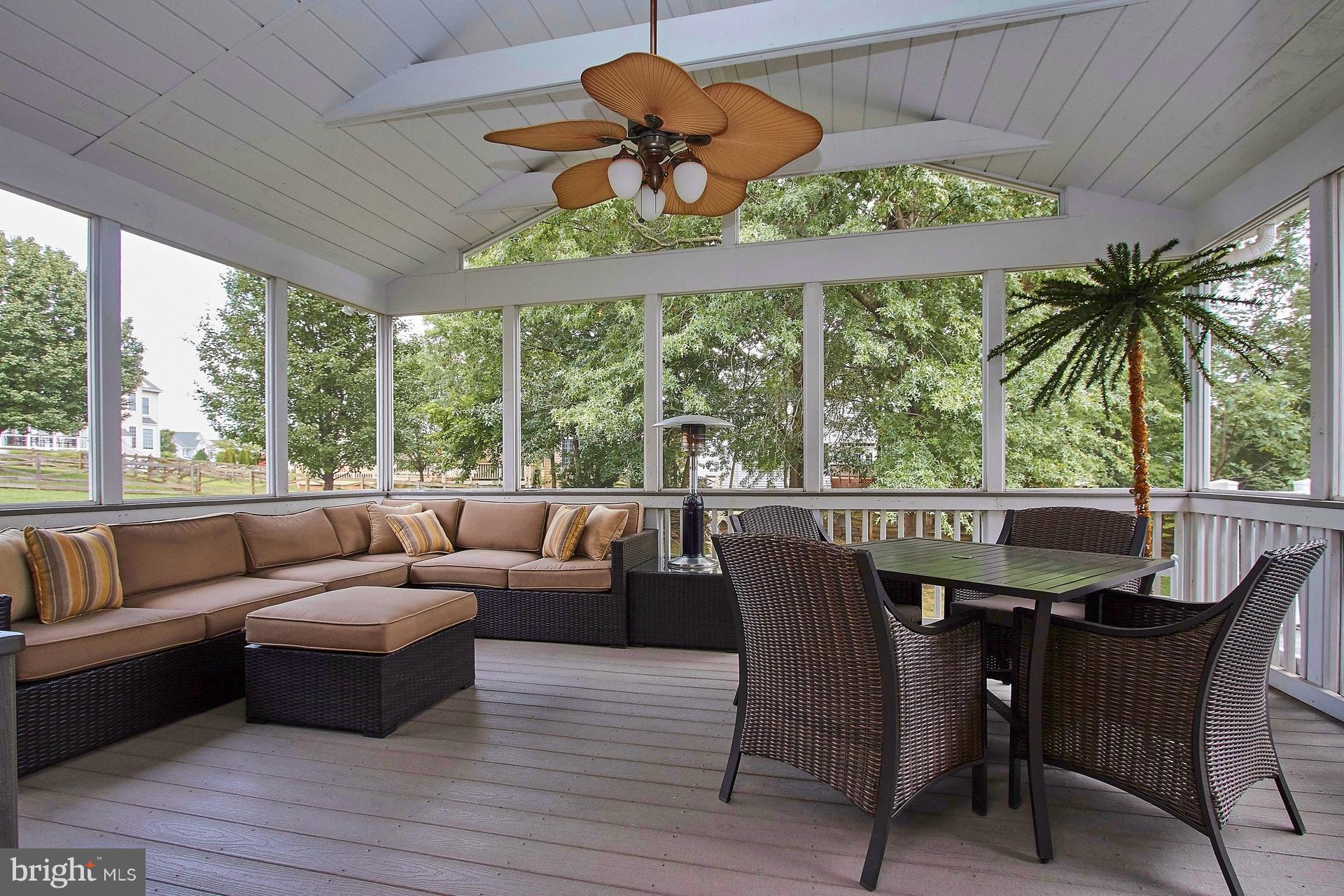 PEMBROOKE - Residential