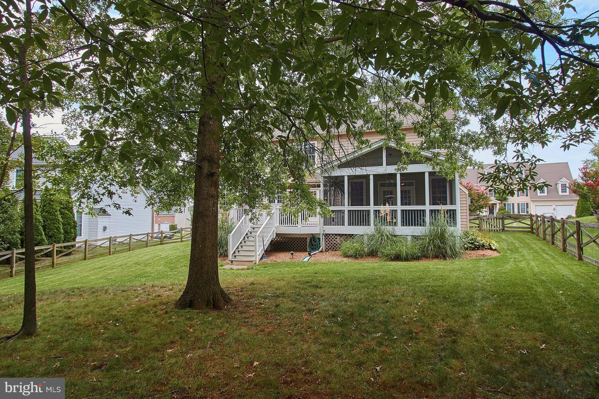 PEMBROOKE - Residential