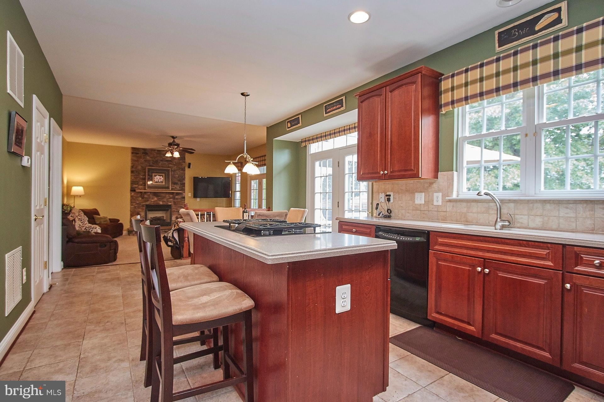 PEMBROOKE - Residential