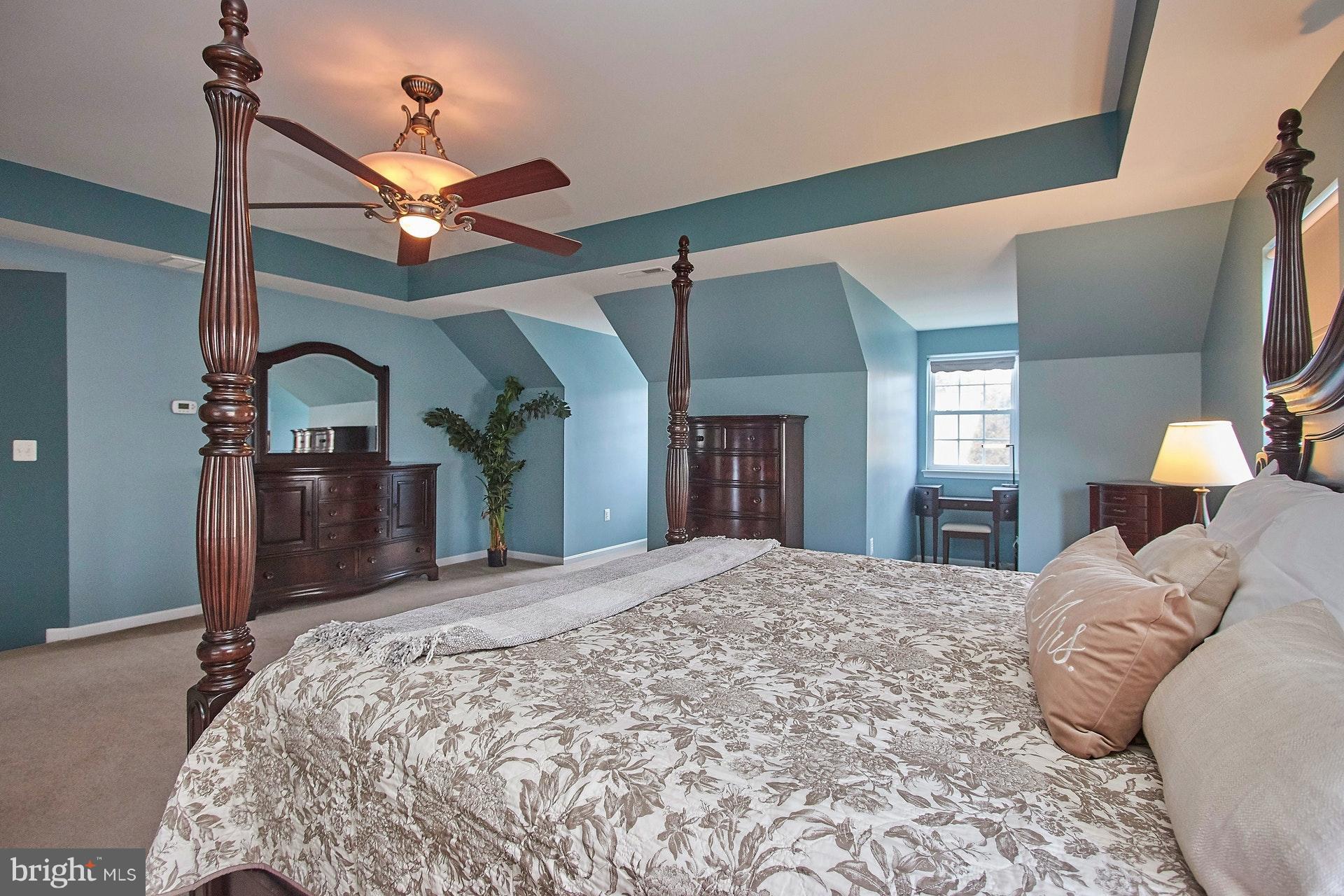 PEMBROOKE - Residential