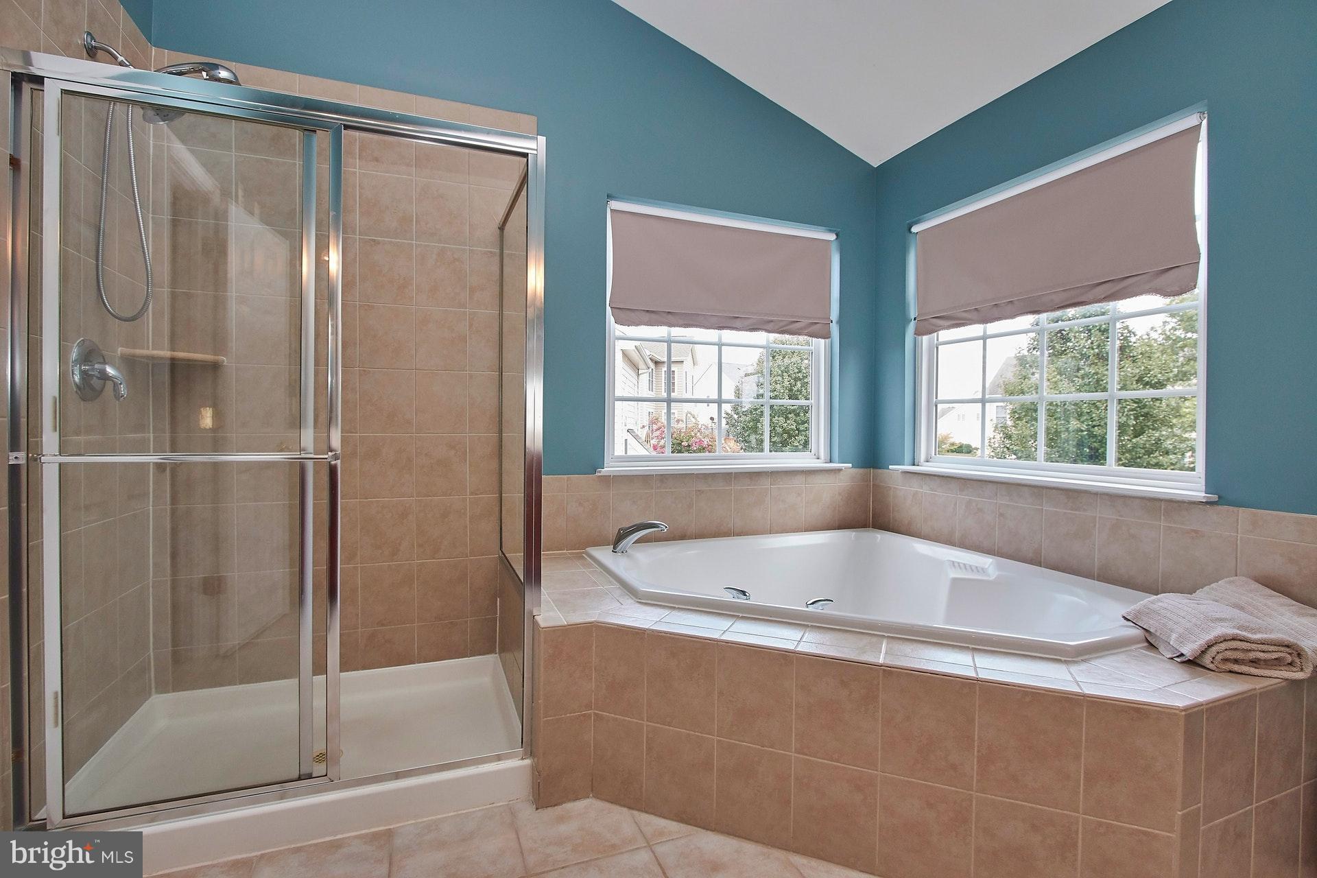 PEMBROOKE - Residential