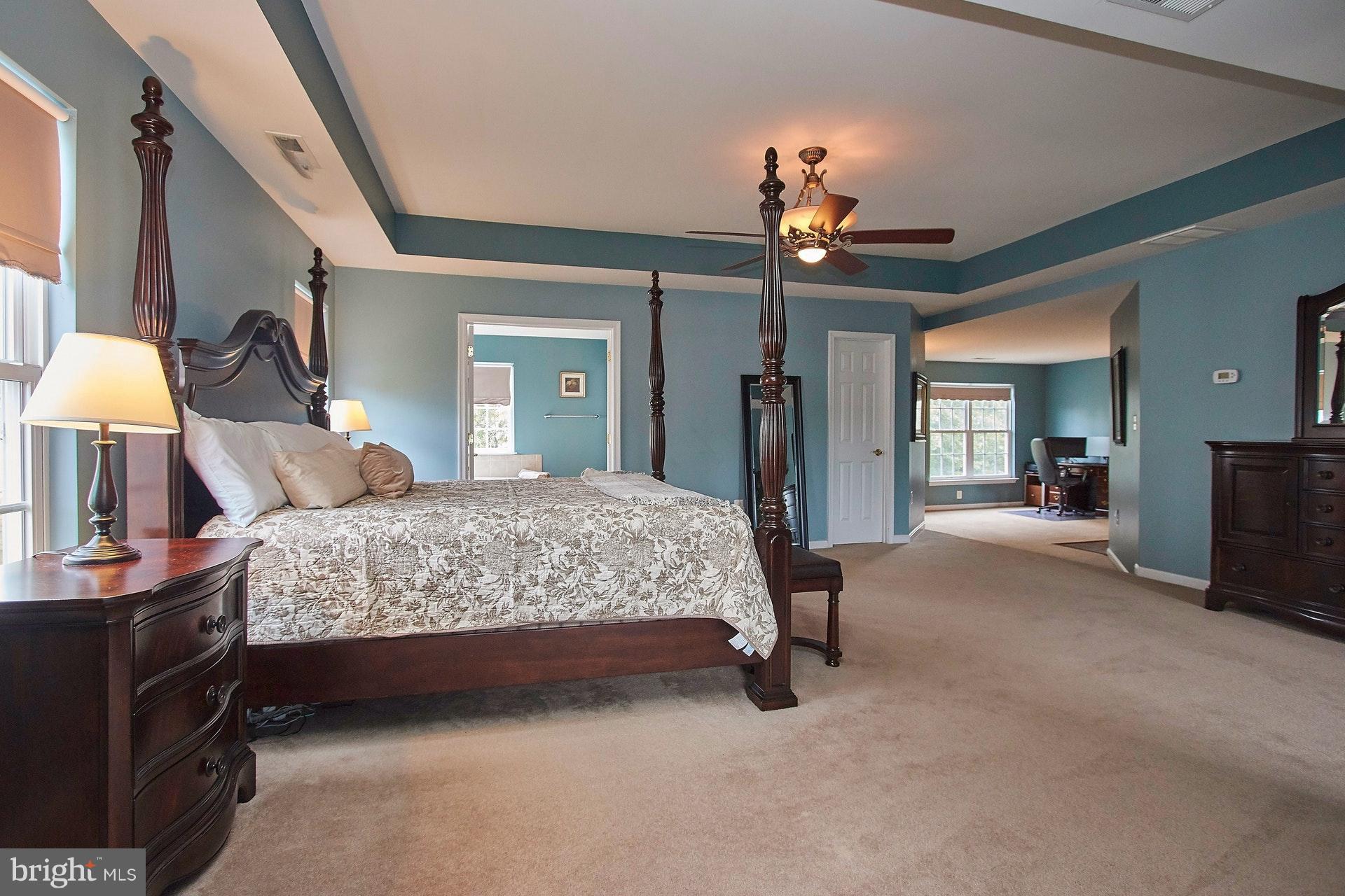 PEMBROOKE - Residential