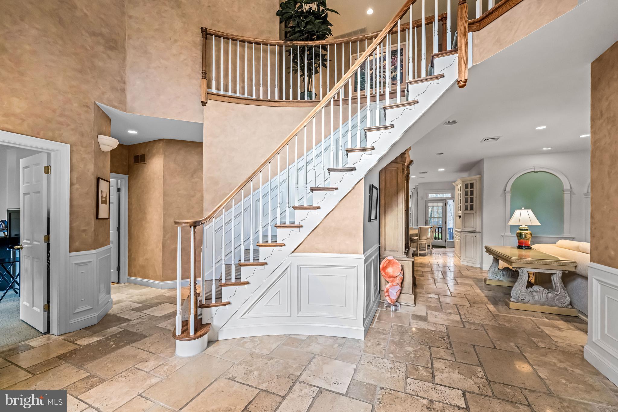 MERCER GATE - Residential