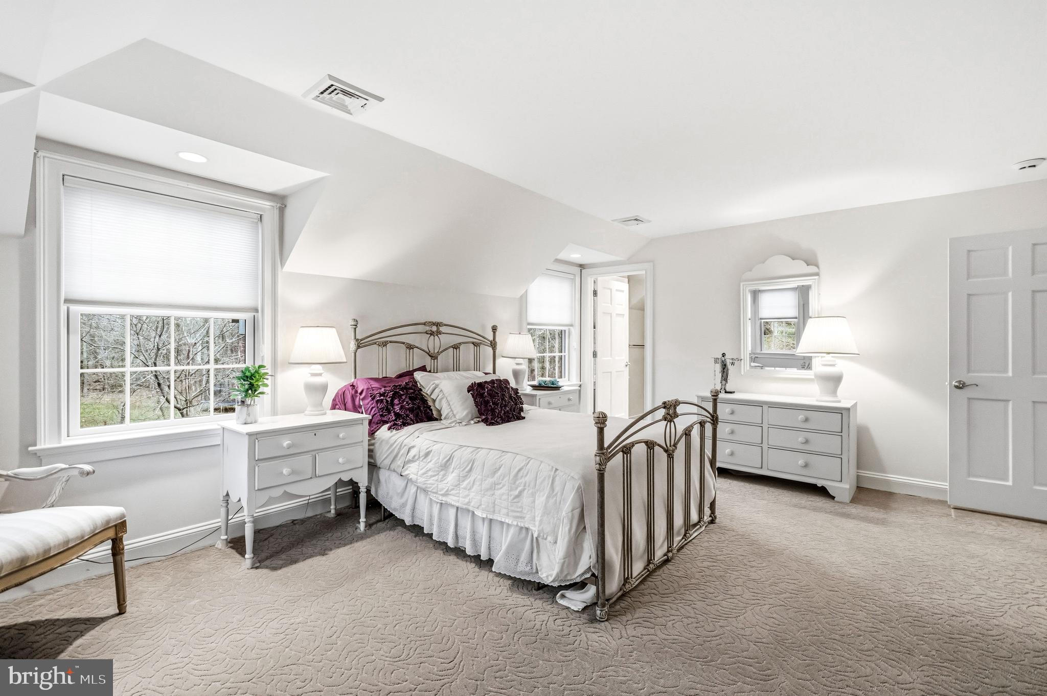 MERCER GATE - Residential