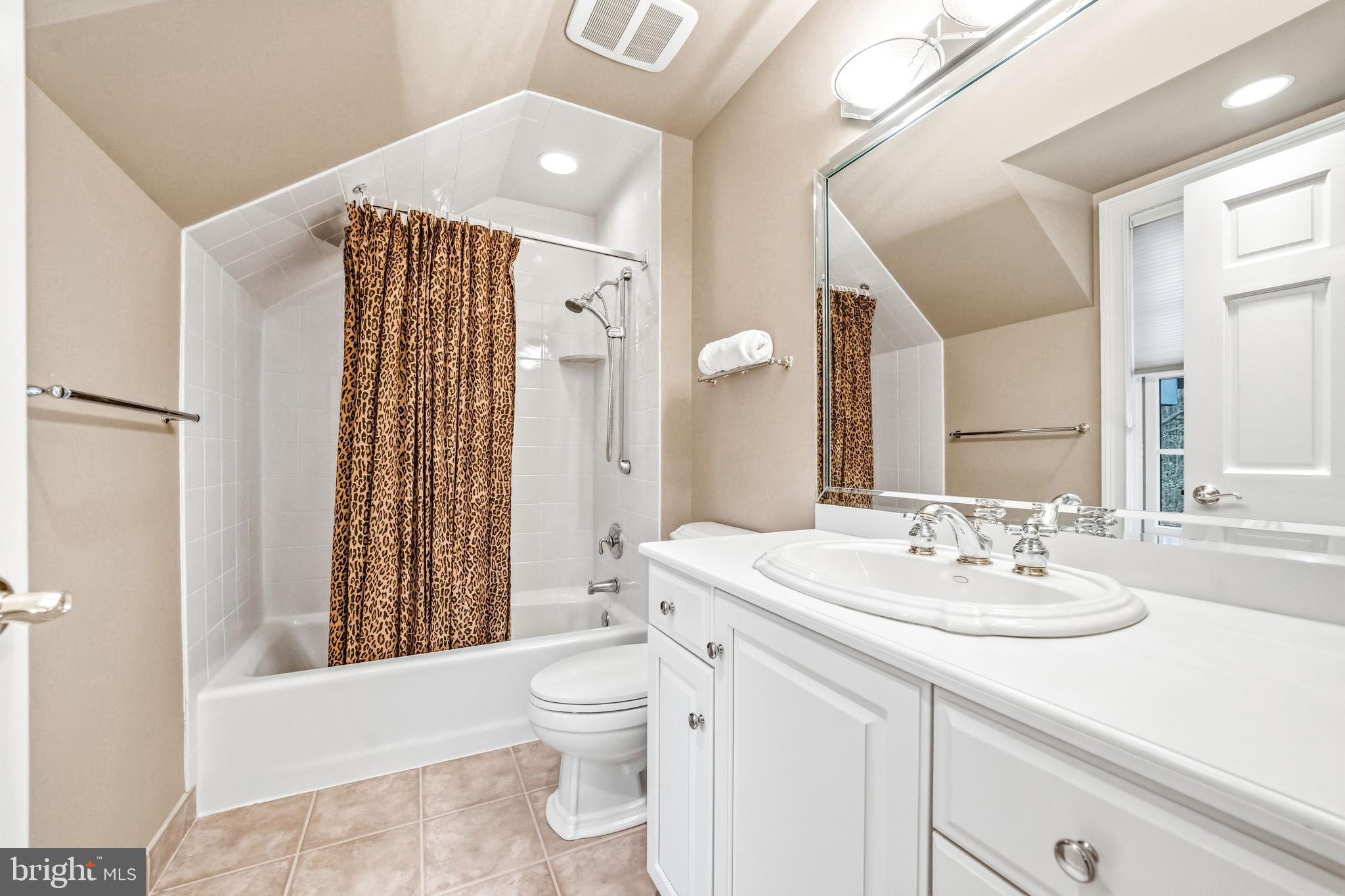 MERCER GATE - Residential