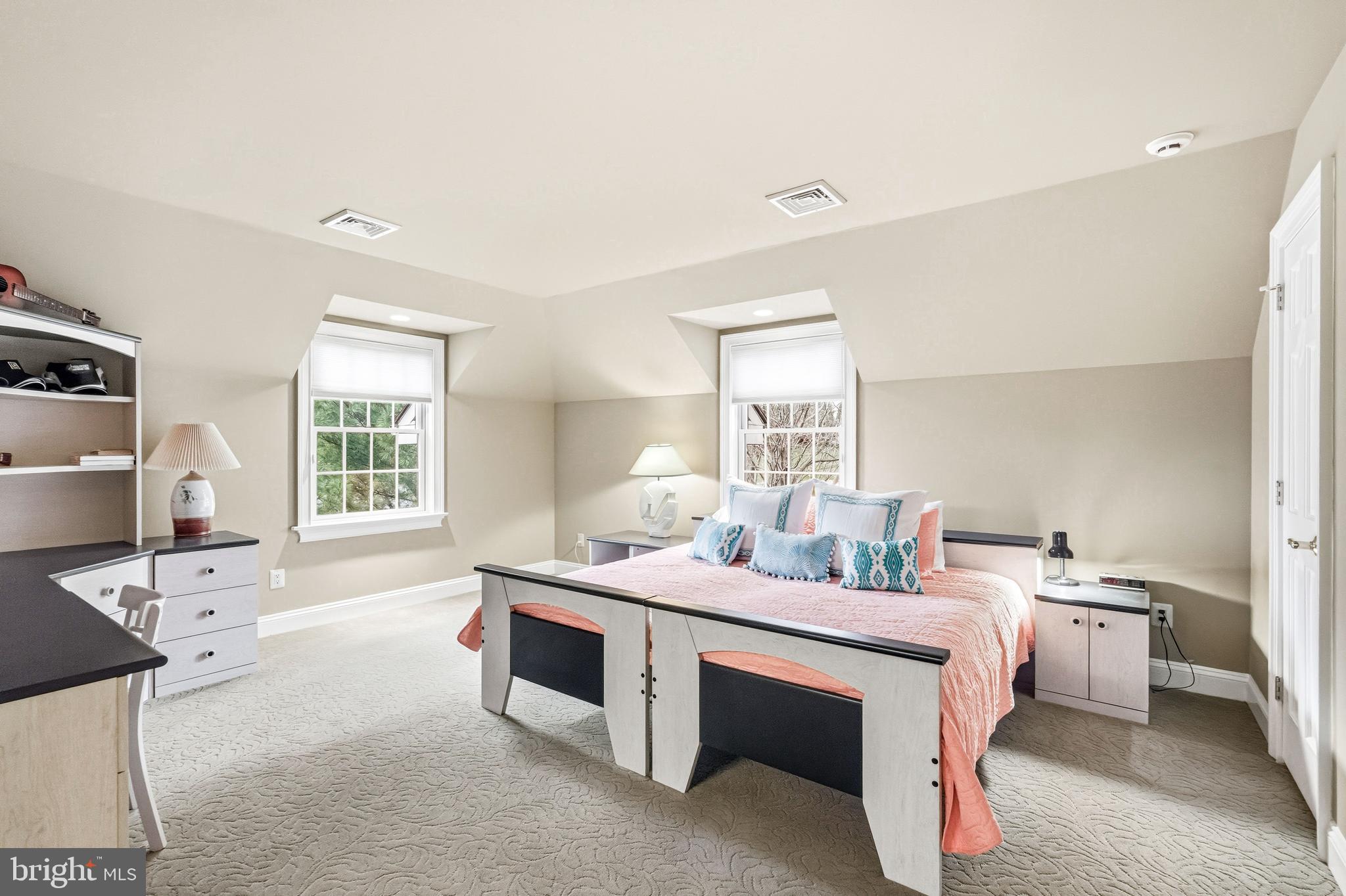 MERCER GATE - Residential