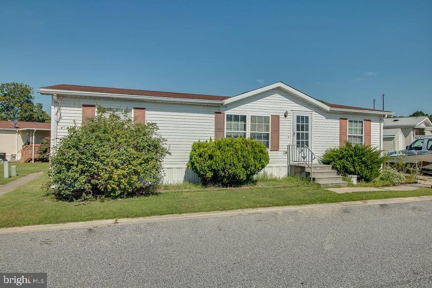 Motivated Sellers and a beautiful community to call HOME! Nestled in the lovely community of Peppermint Woods, this detached 48x28 Skyline home has much to offer its new owners. This home features: 3 bedrooms, 2 full bathrooms. A large Master Bedroom with its own bathroom with separate tub and shower. Spacious Eat-in kitchen. Large covered deck accessed from the kitchen area. Separate laundry room. Shed. 2 car parking pad. Water and Sewer fees and Ground Rent. Please verify fees as they could change. Ratification is upon Park approval of potential new buyer. This home qualifies for membership and loan with APGFCU! Contact Karen Waterhouse for your loan approval at 410-272-4000 ext. 2398!