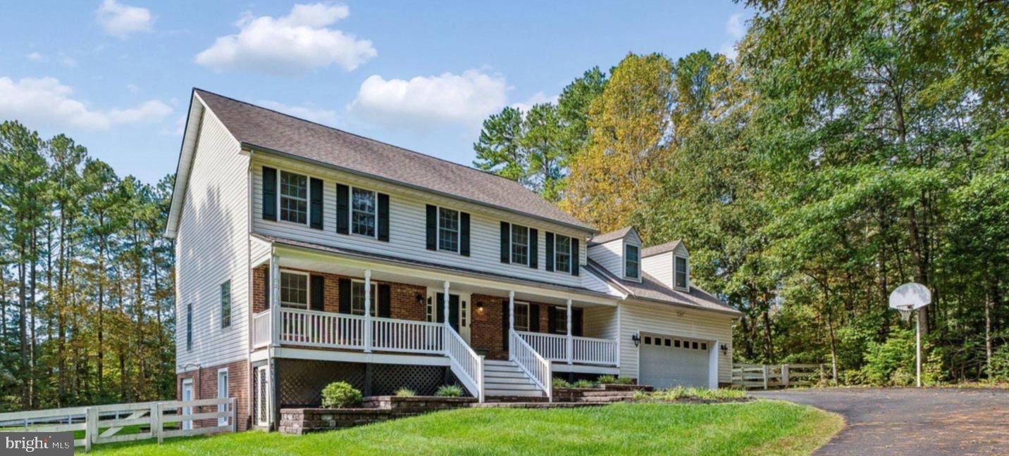 8 WILDERNESS COURT