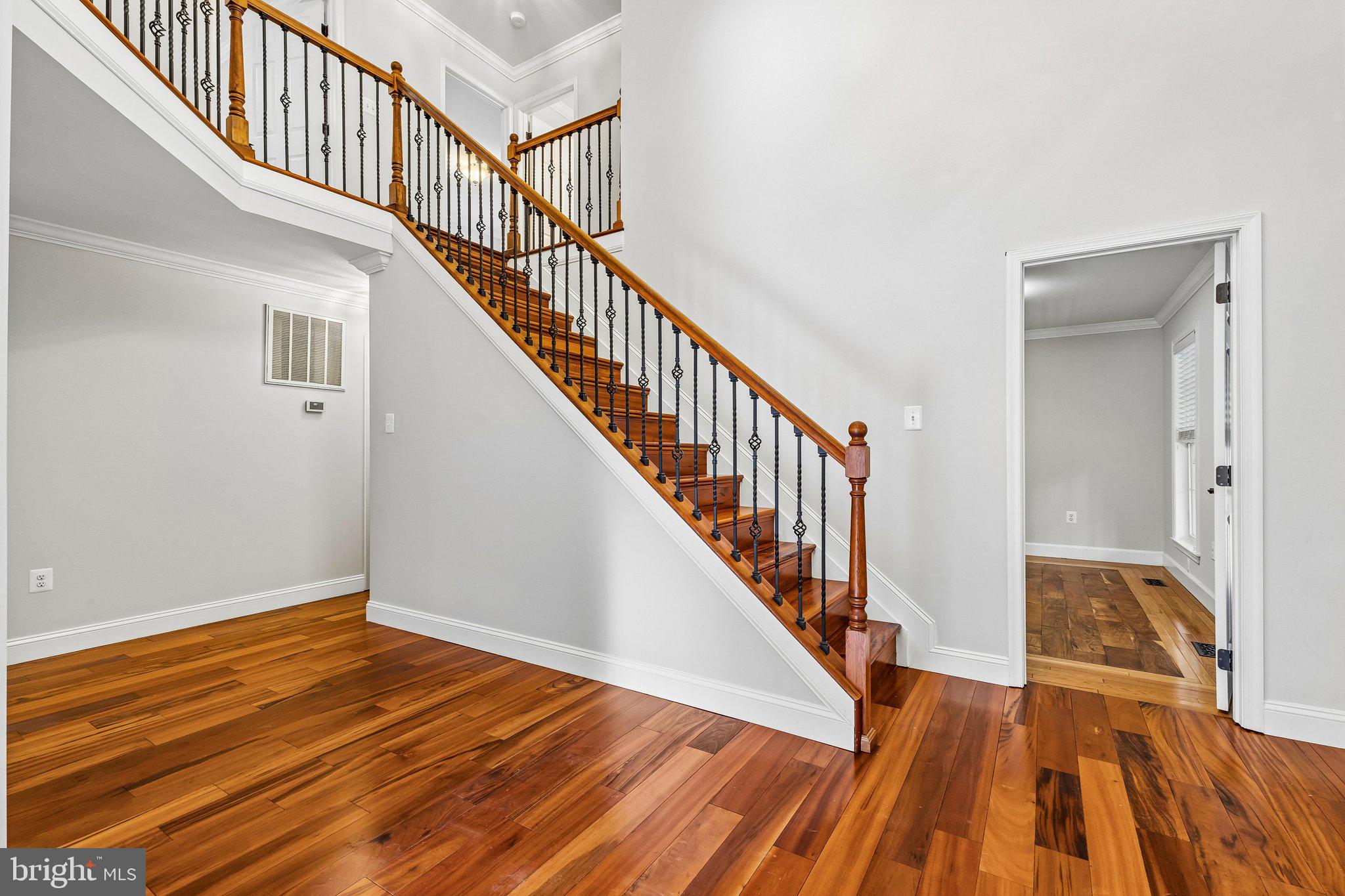 8 WILDERNESS COURT