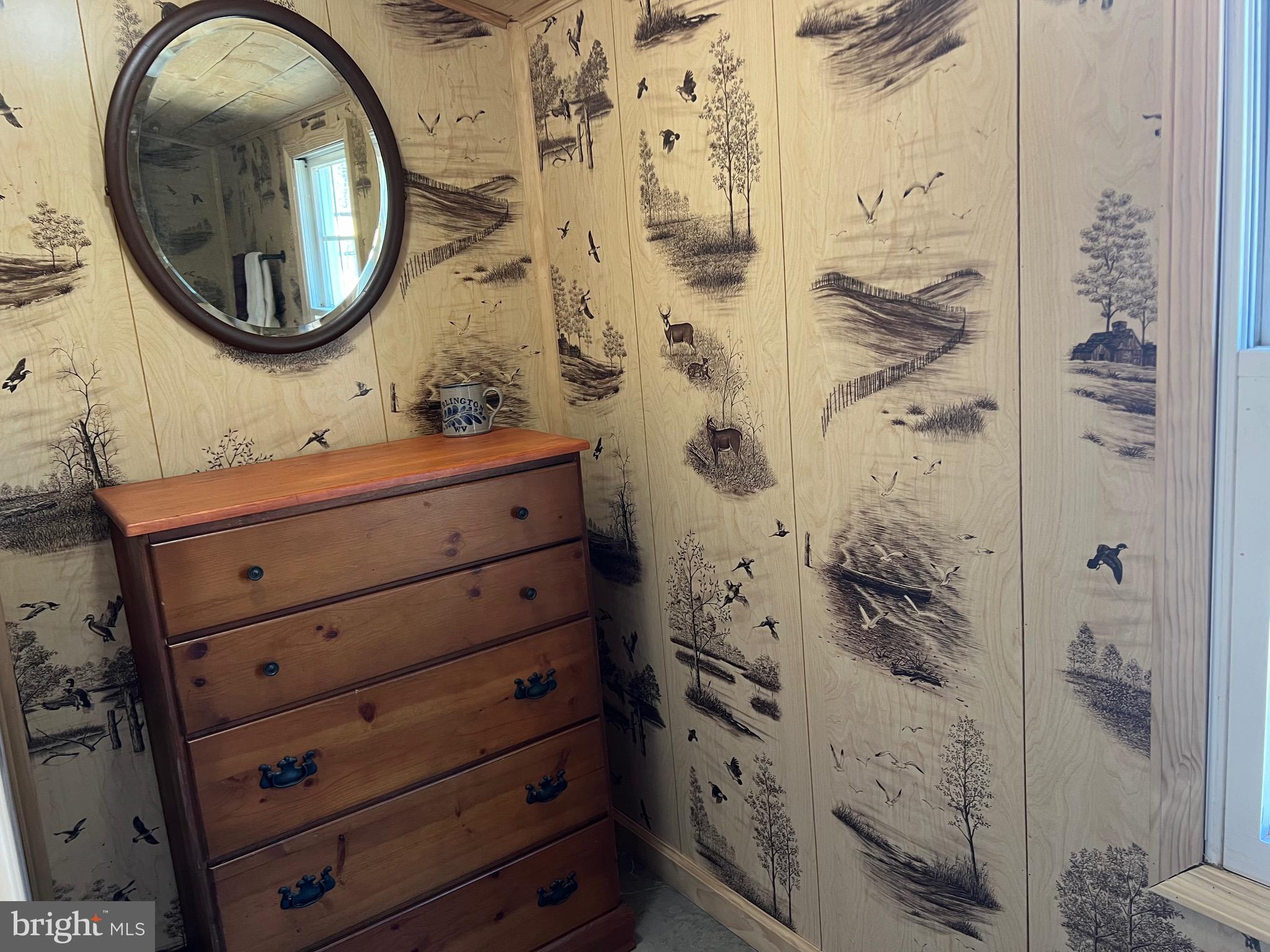 WHITETAIL RIDGE - Land