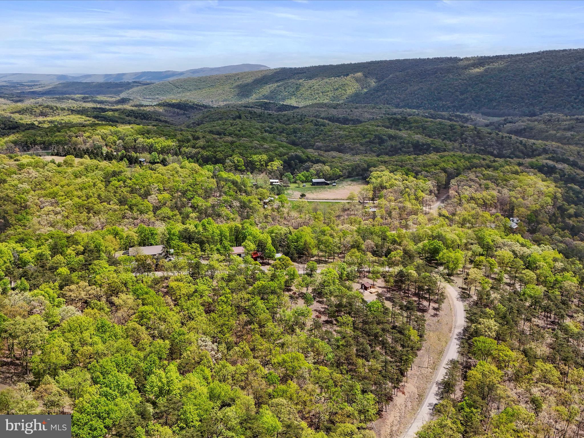 WHITETAIL RIDGE - Land