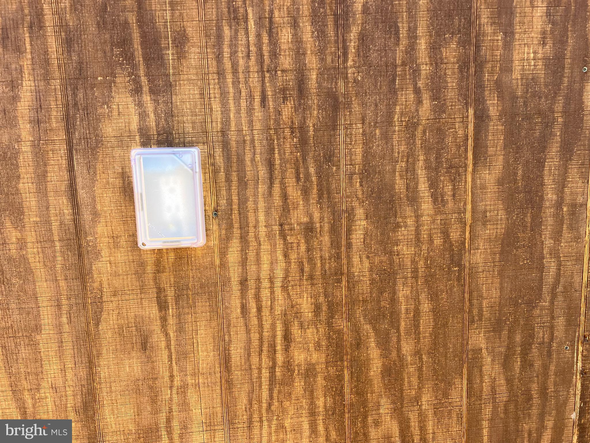 WHITETAIL RIDGE - Land