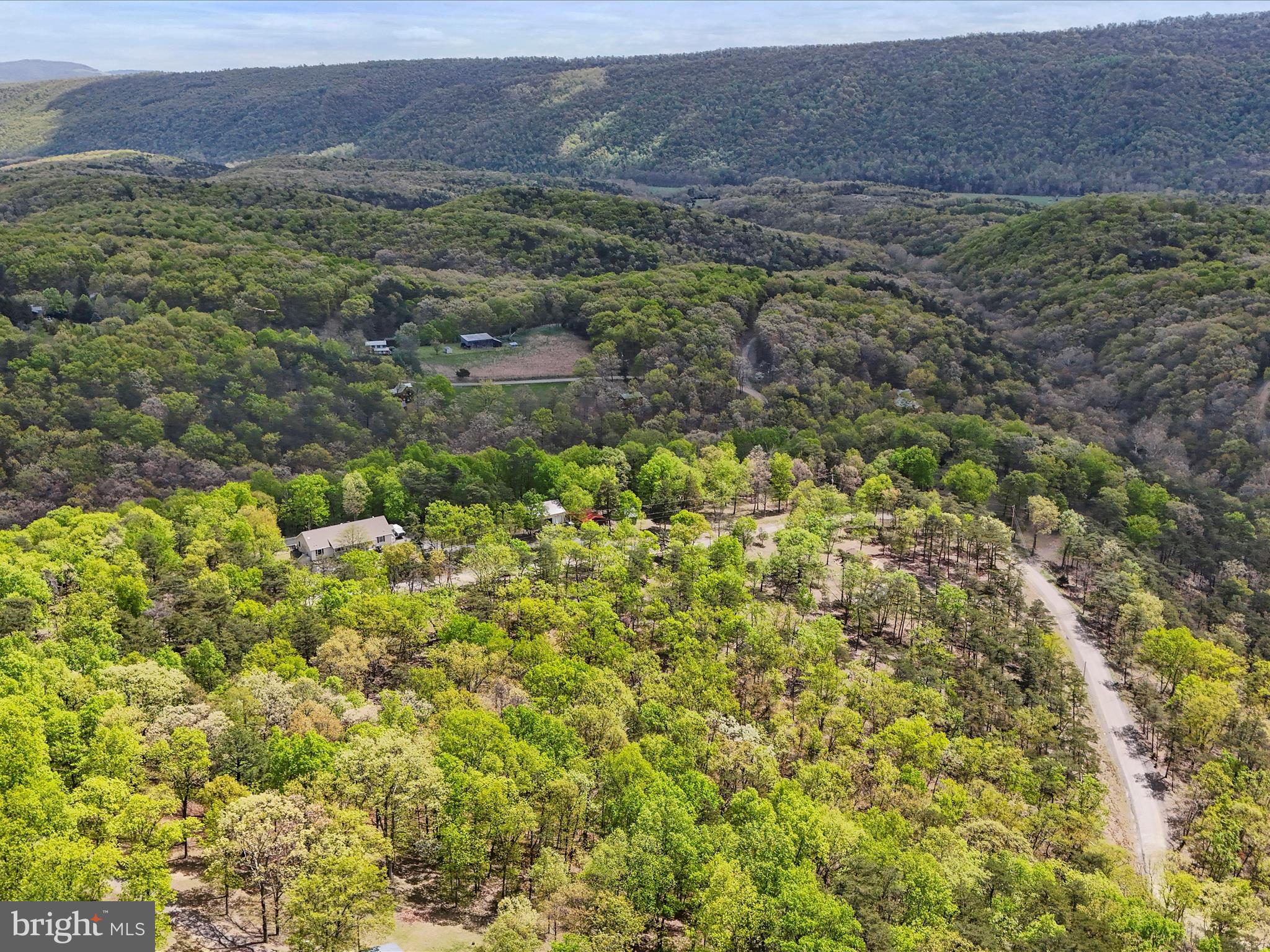 WHITETAIL RIDGE - Land