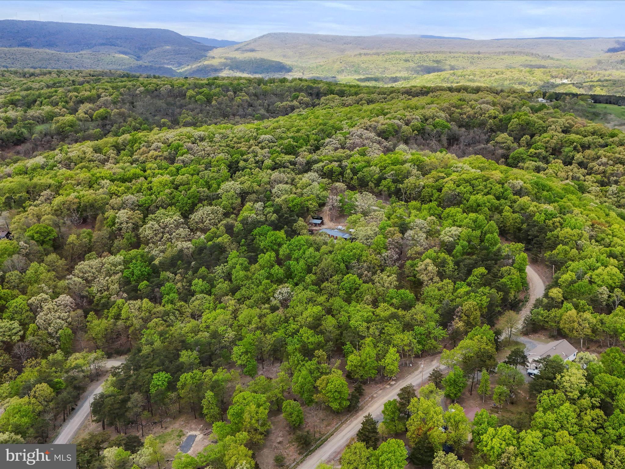 WHITETAIL RIDGE - Land