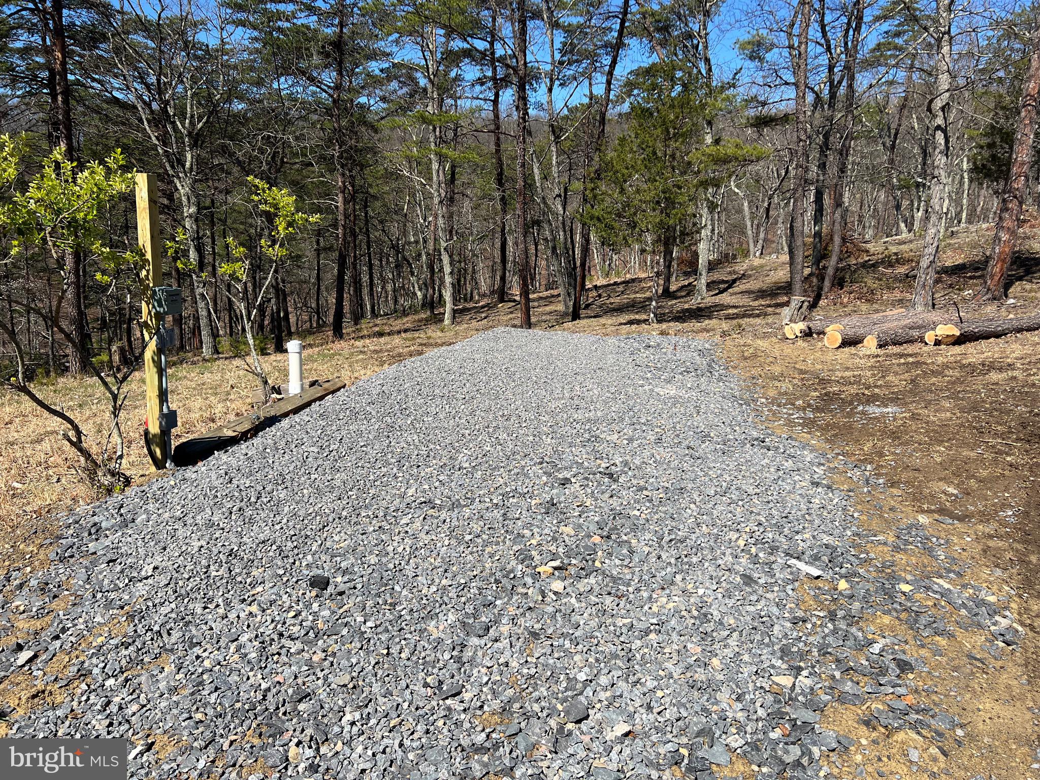 WHITETAIL RIDGE - Land