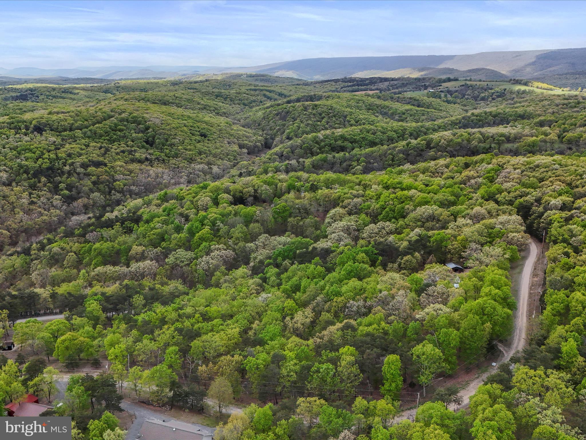 WHITETAIL RIDGE - Land