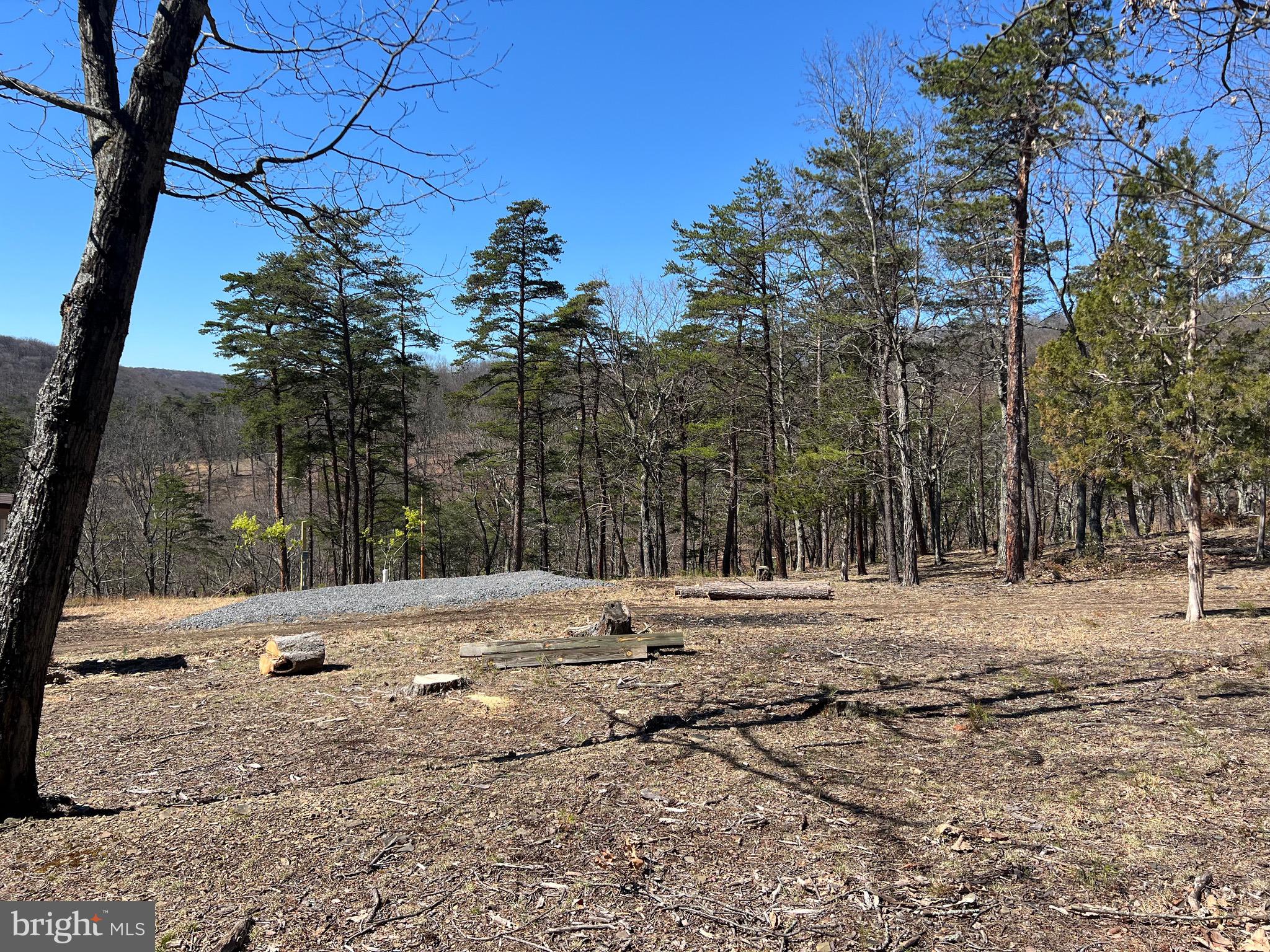 WHITETAIL RIDGE - Land