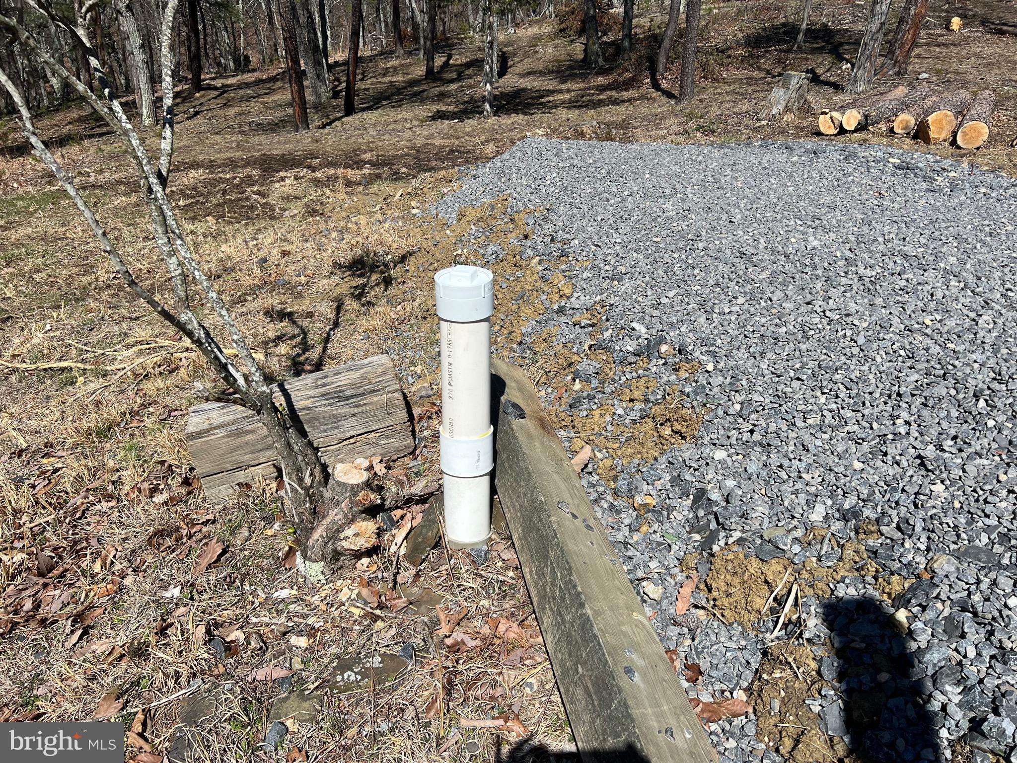 WHITETAIL RIDGE - Land