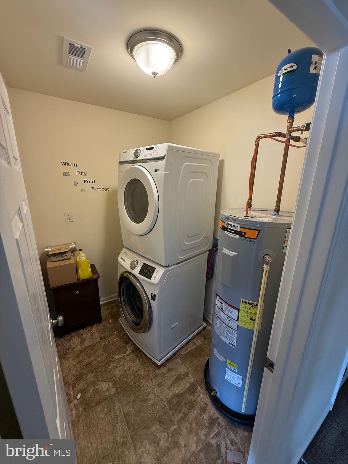 TOWNES AT OAKHURST - Residential