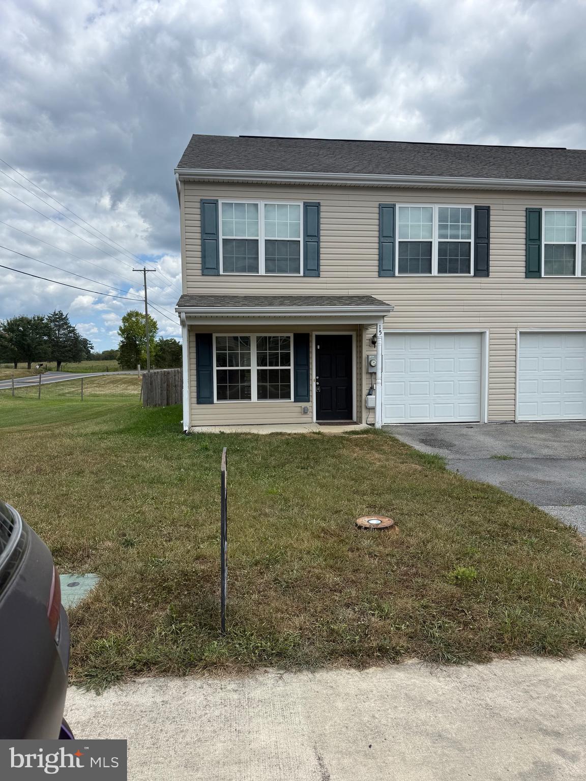 TOWNES AT OAKHURST - Residential