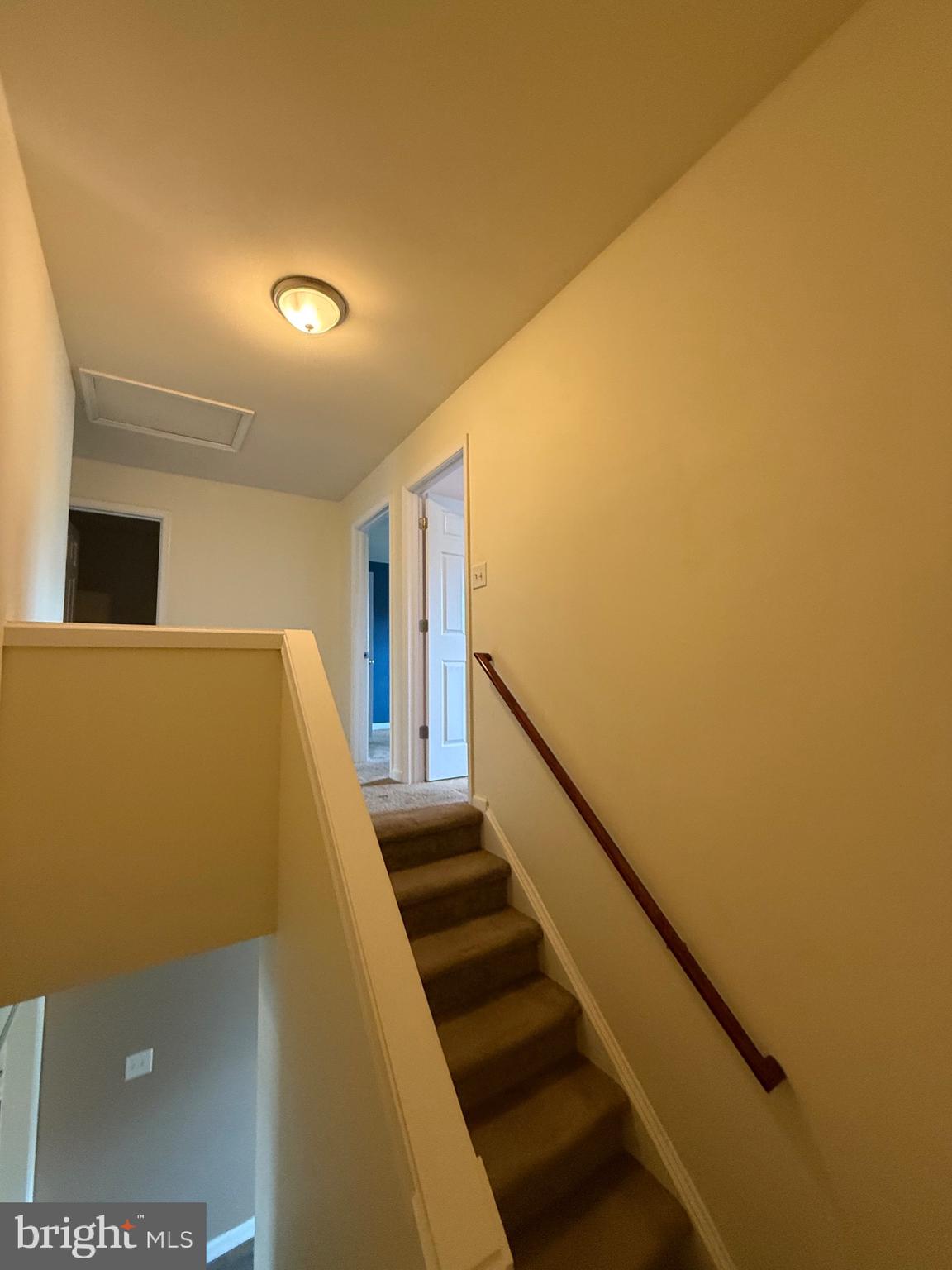 TOWNES AT OAKHURST - Residential