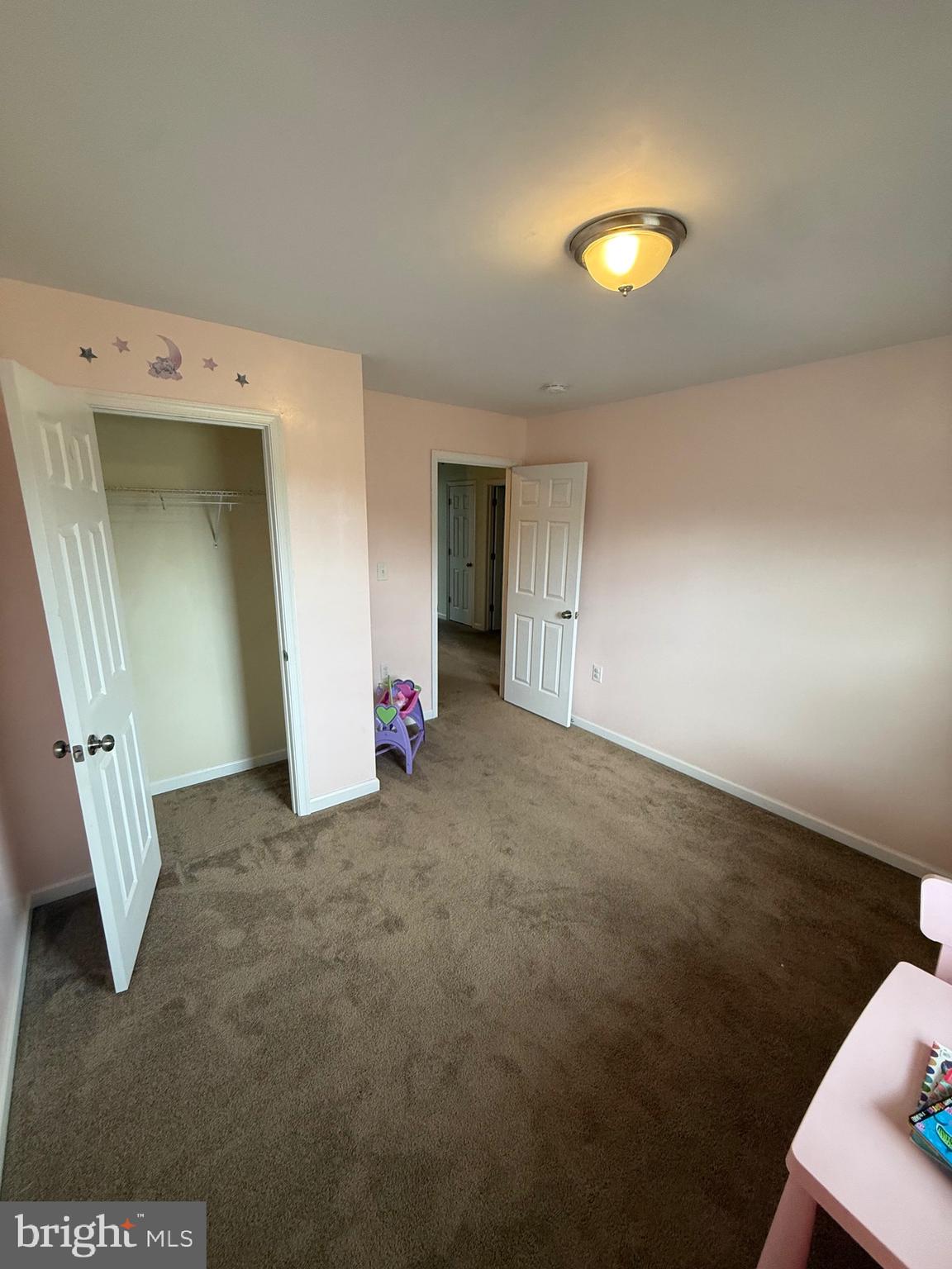 TOWNES AT OAKHURST - Residential