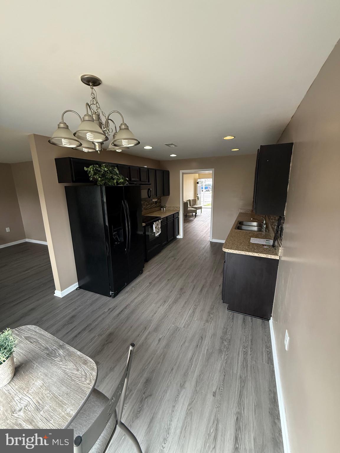 TOWNES AT OAKHURST - Residential