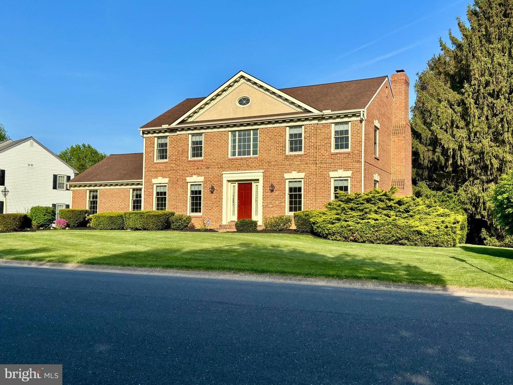 Photo of 105 Hammersmith Lane, LITITZ, PA 17543 (MLS # PALA2068982)