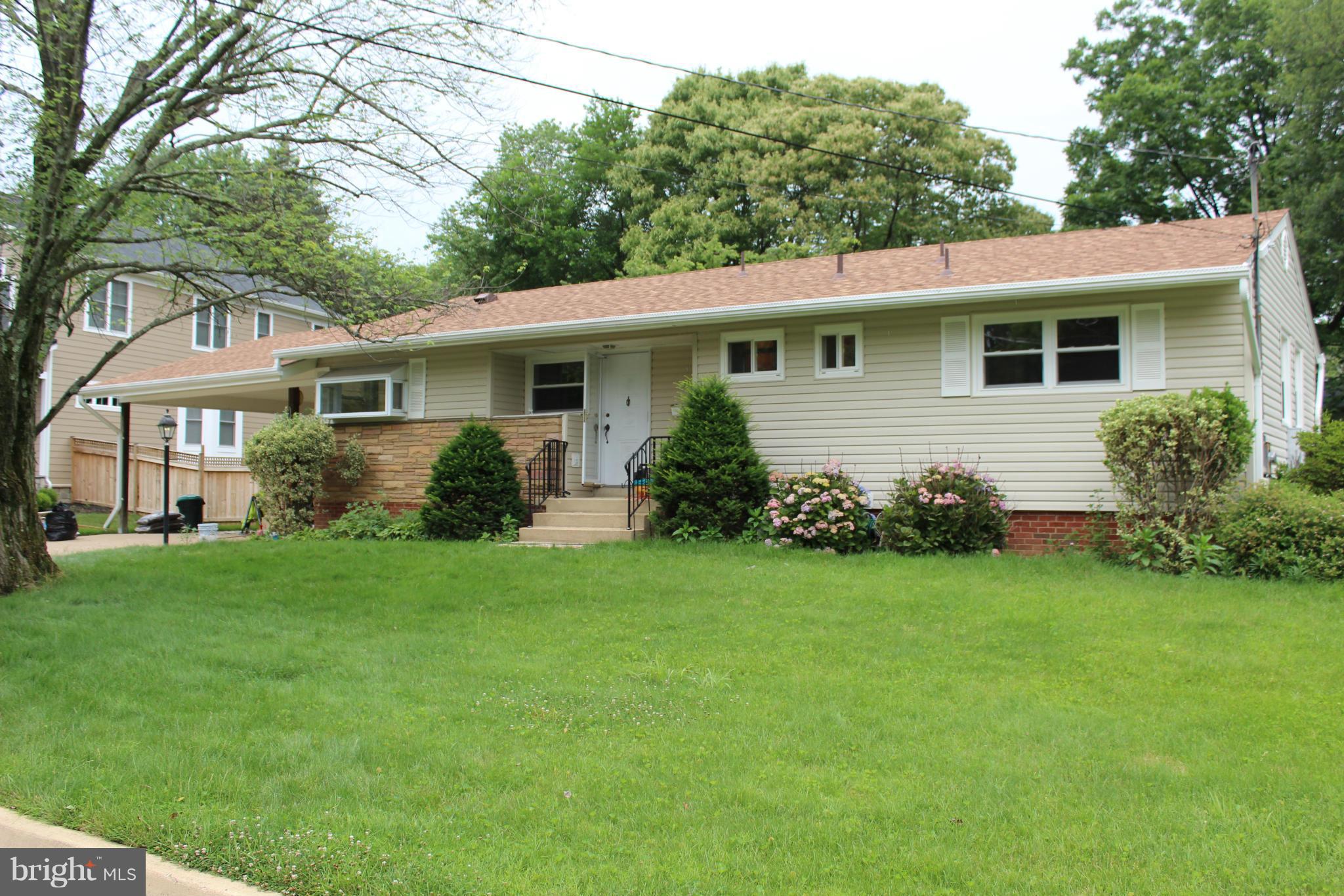 EAST VIENNA WOODS - Residential Lease