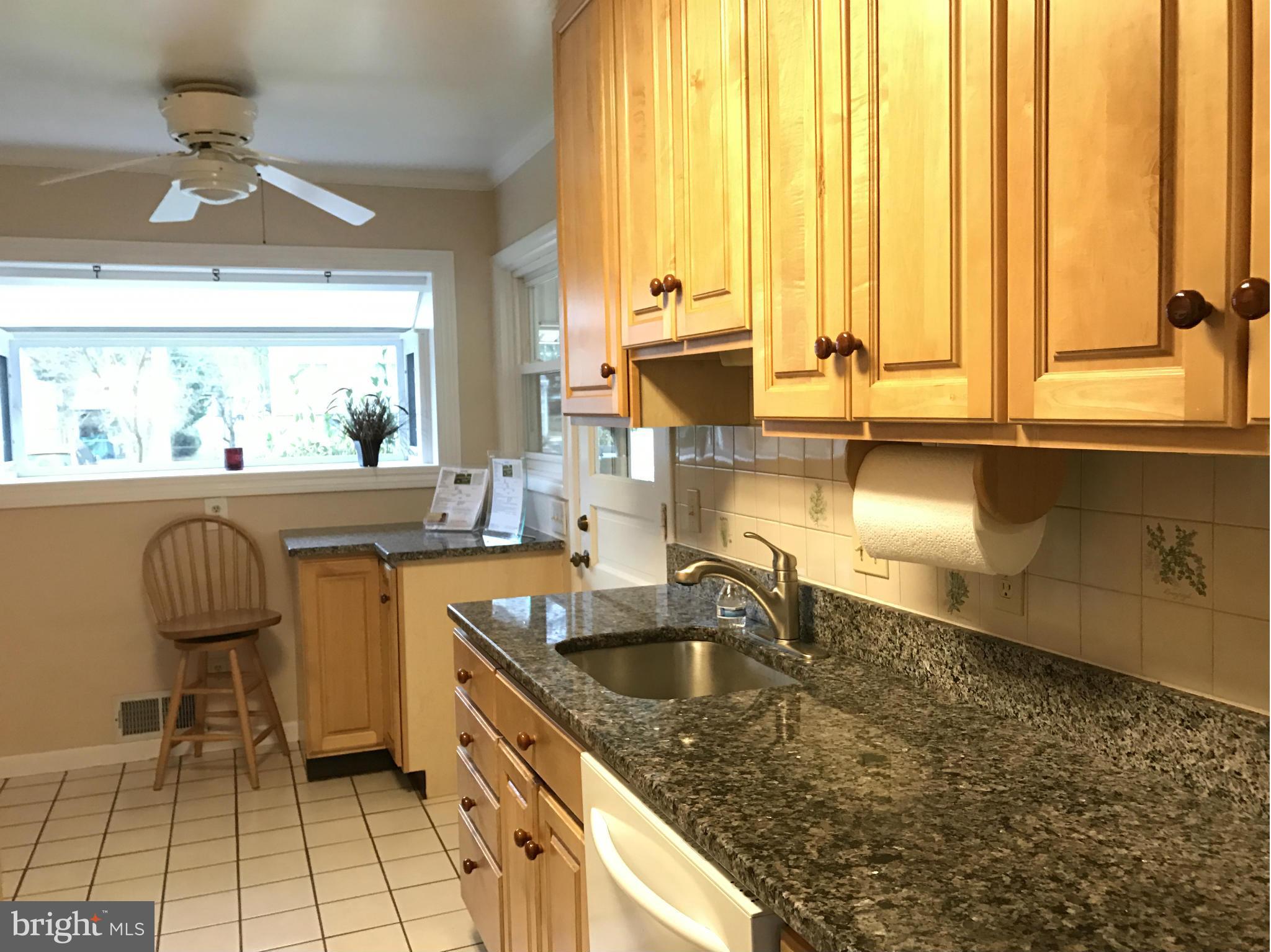 EAST VIENNA WOODS - Residential Lease