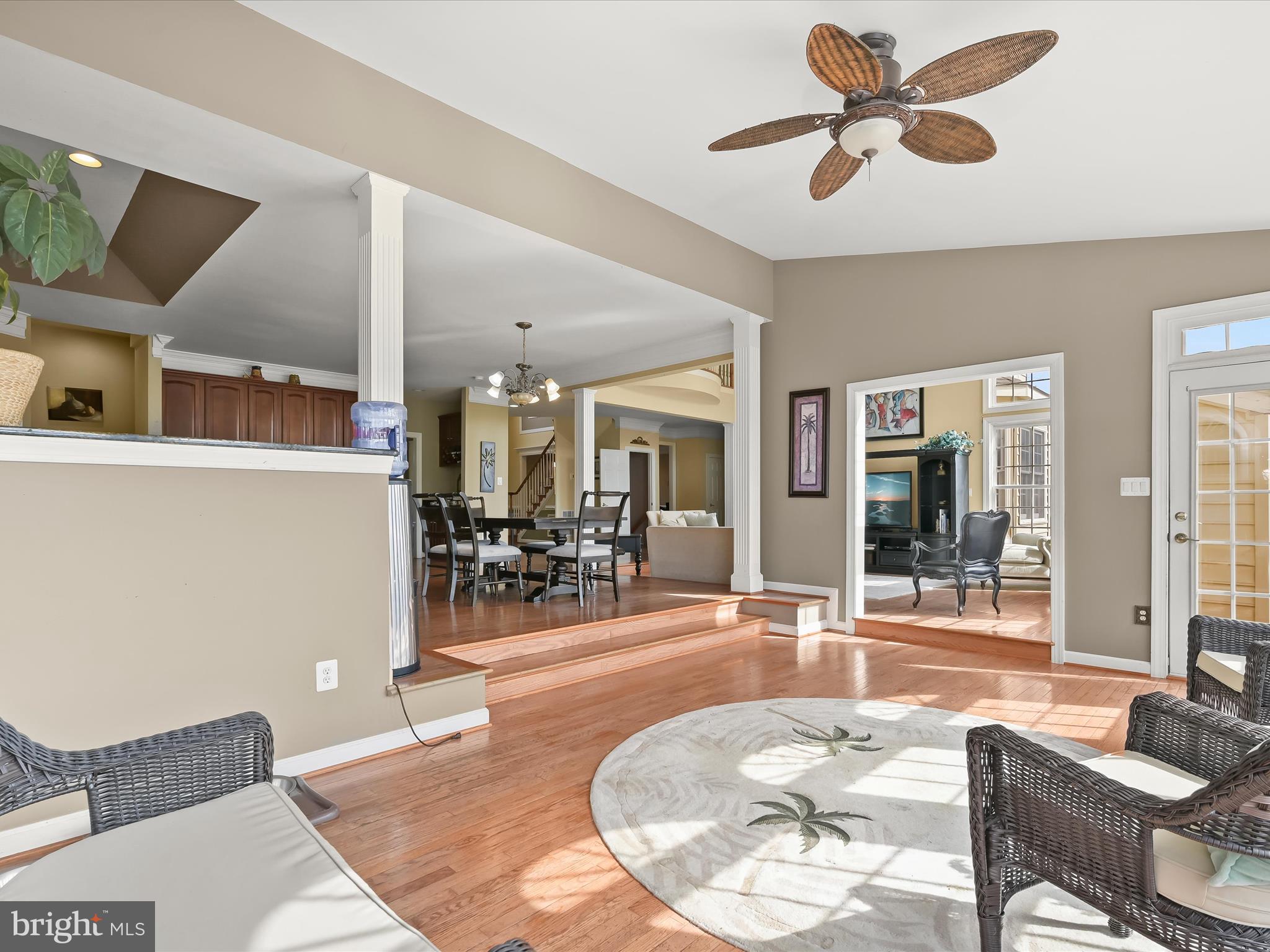 TWIN PINES - Residential