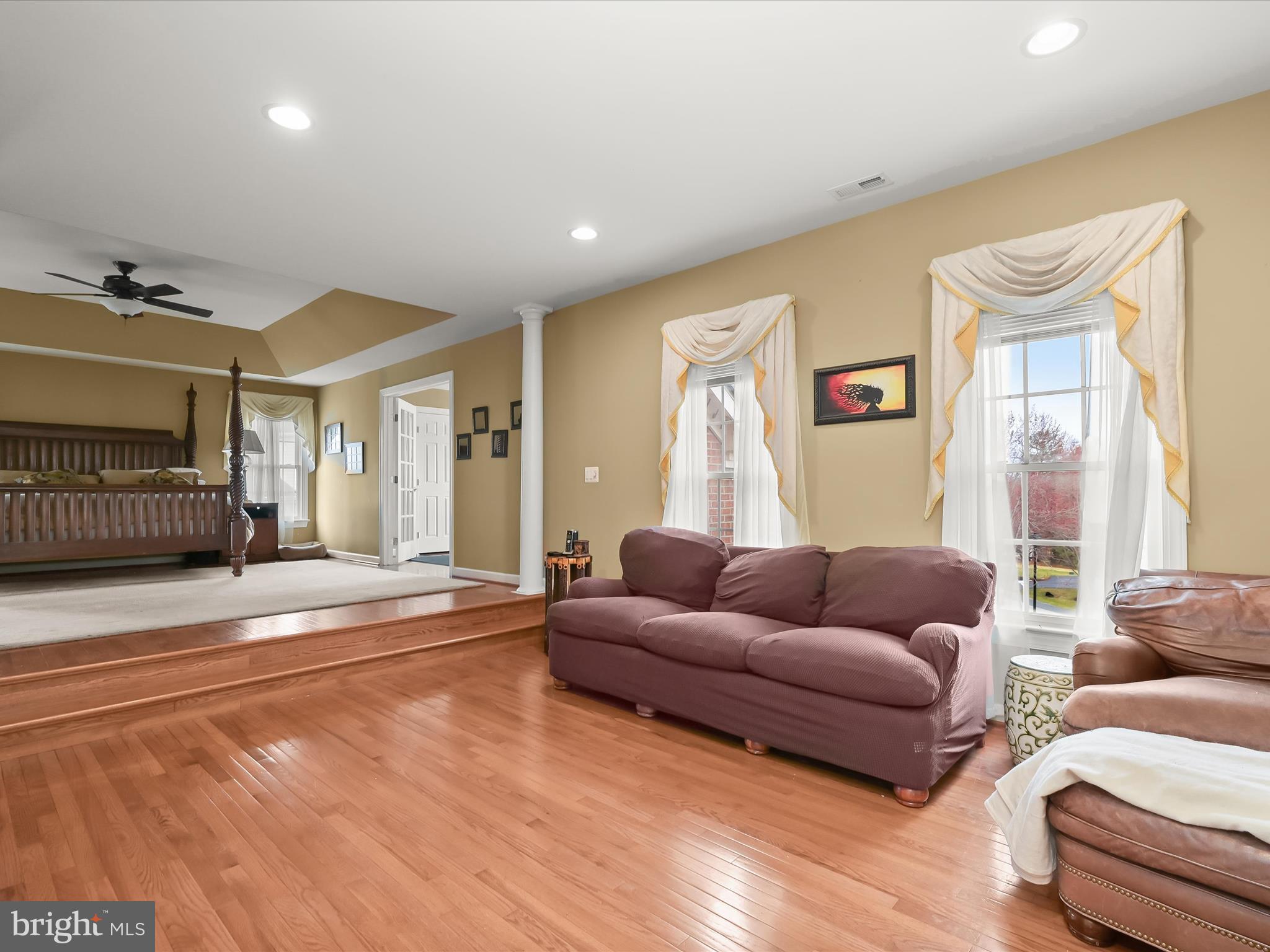 TWIN PINES - Residential