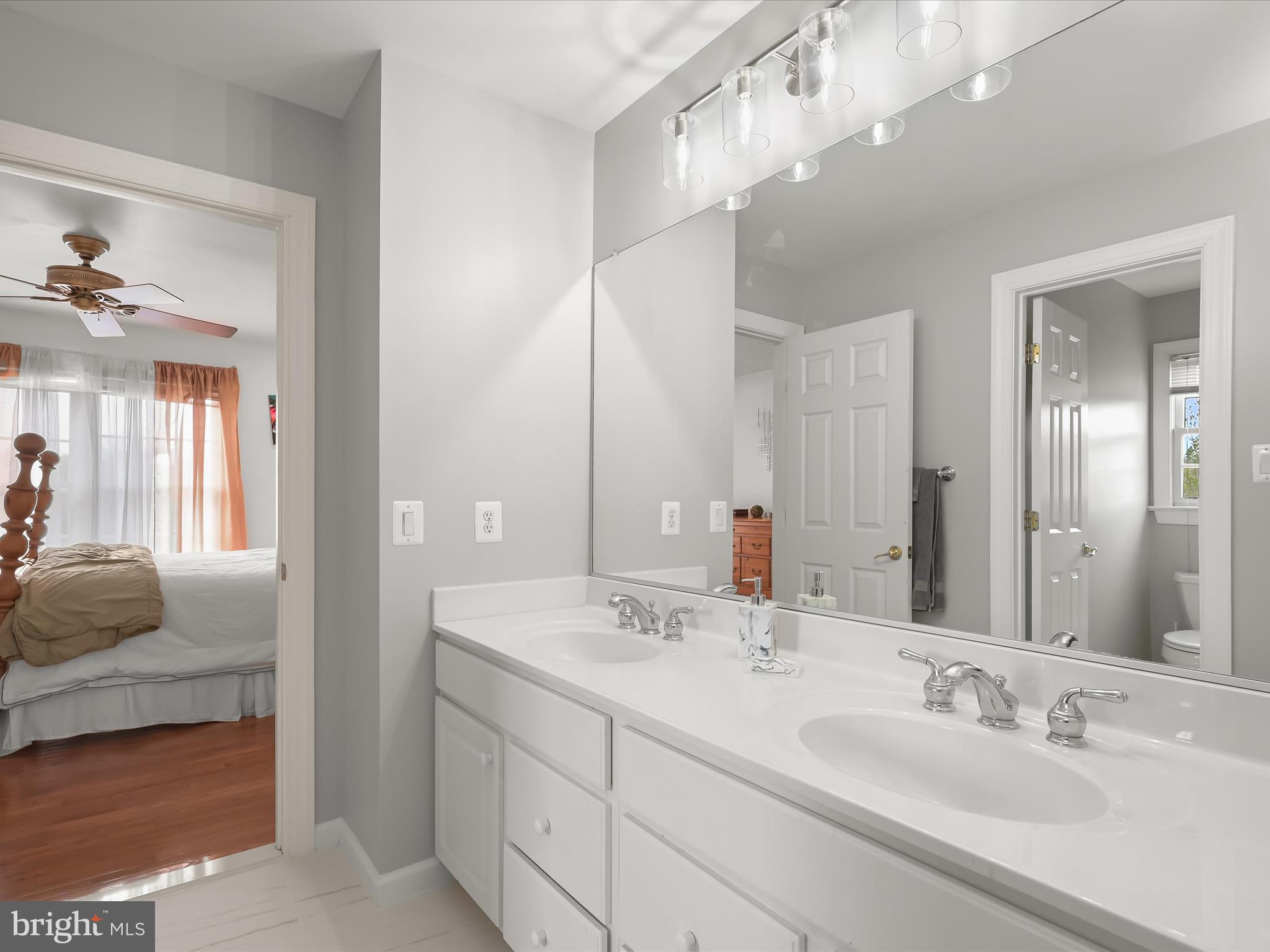 TWIN PINES - Residential