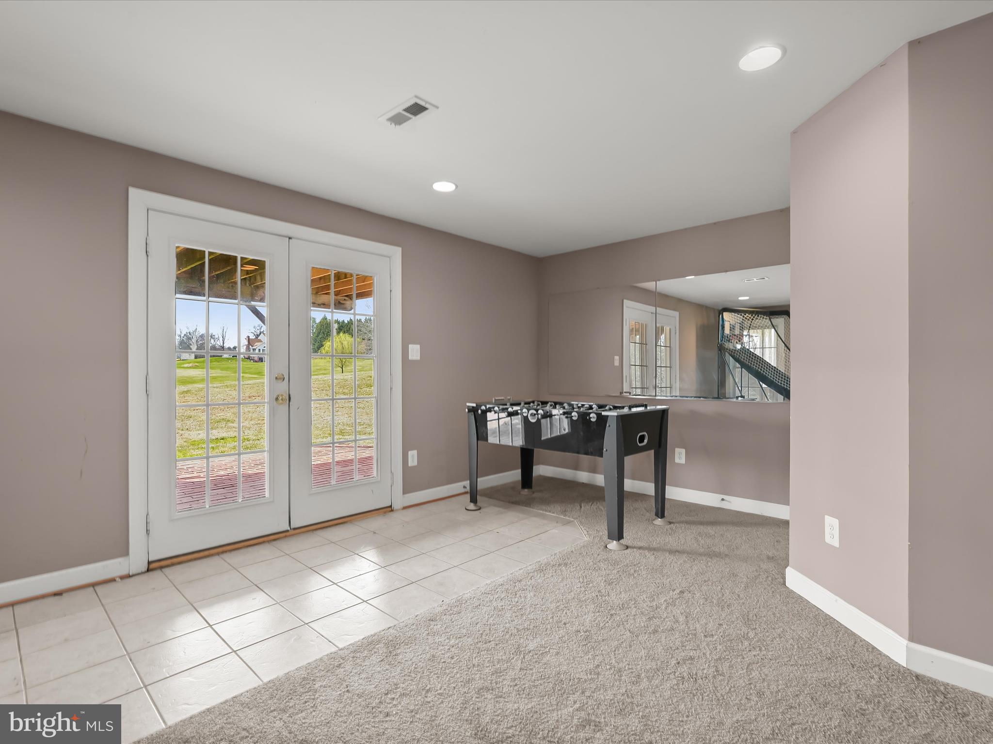 TWIN PINES - Residential