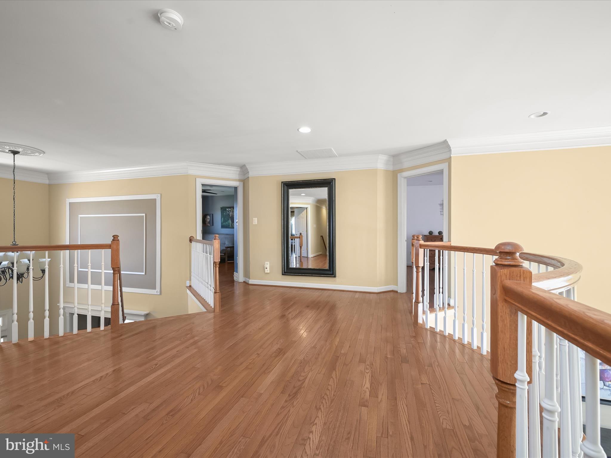 TWIN PINES - Residential