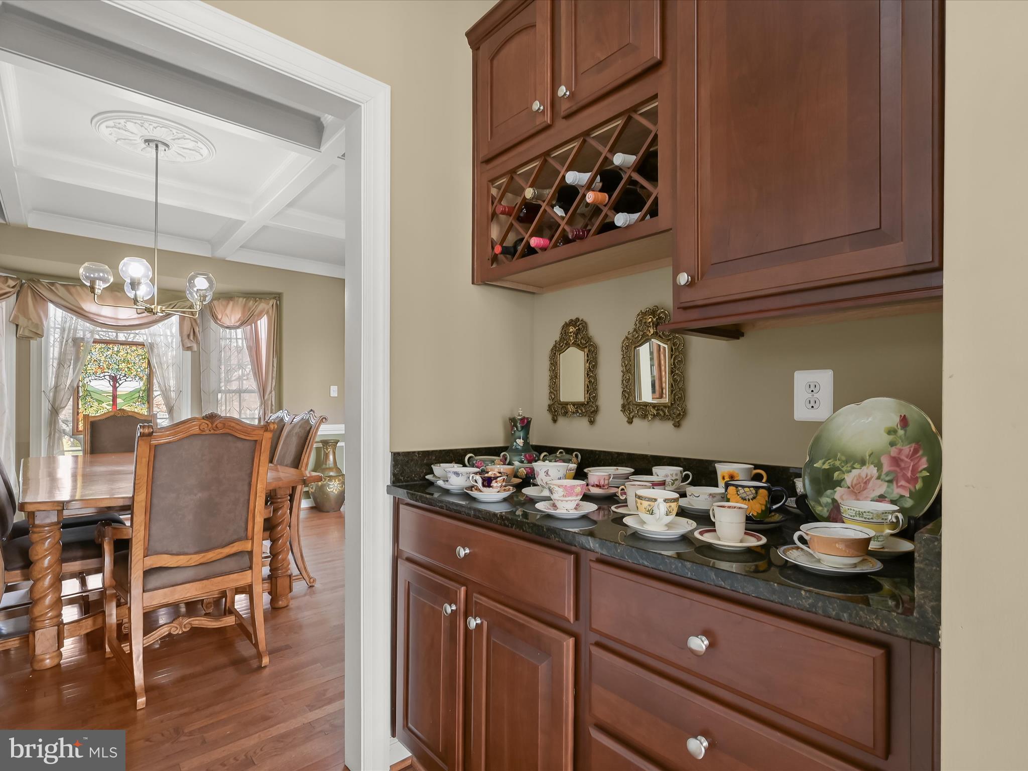 TWIN PINES - Residential