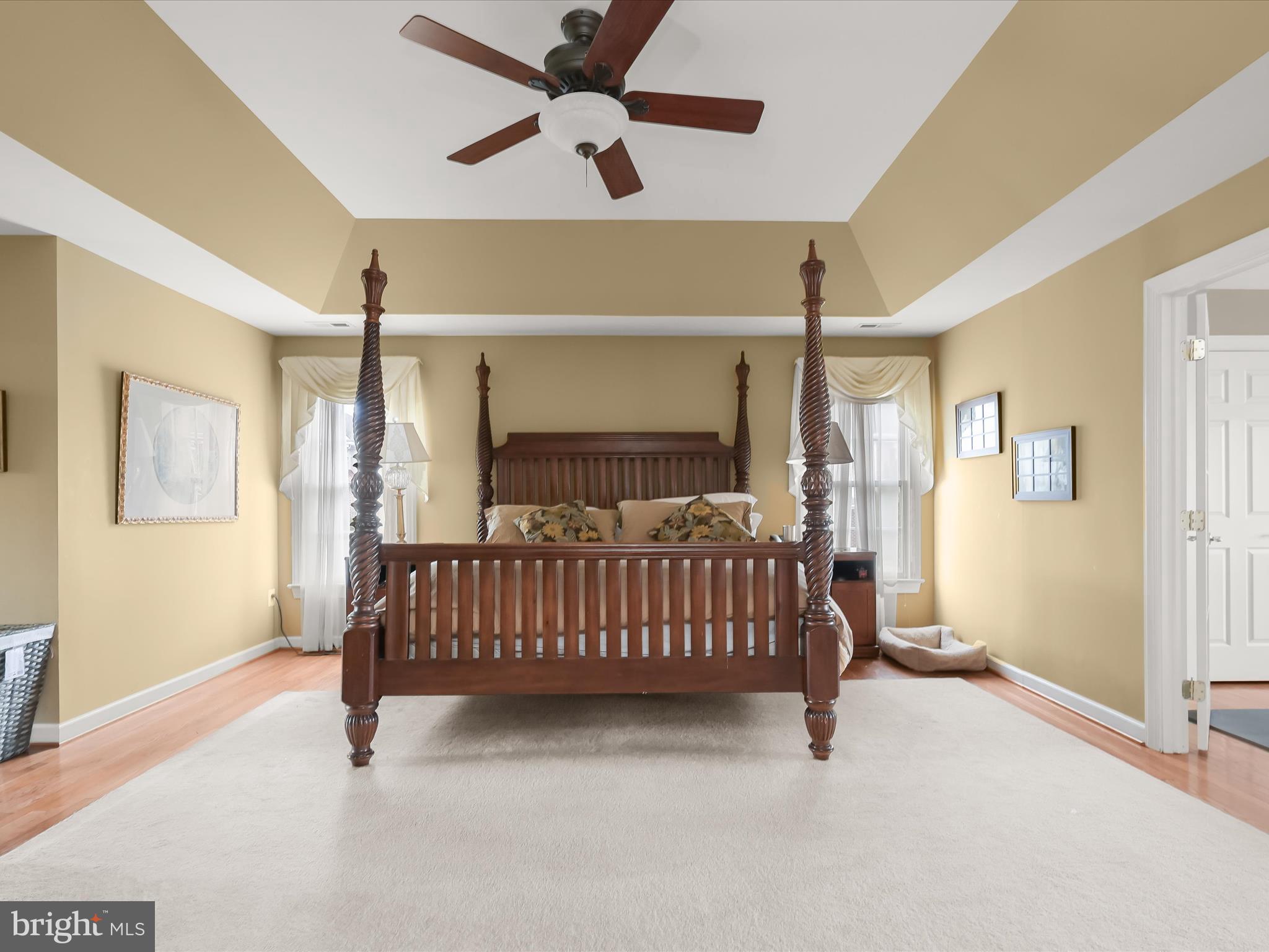 TWIN PINES - Residential