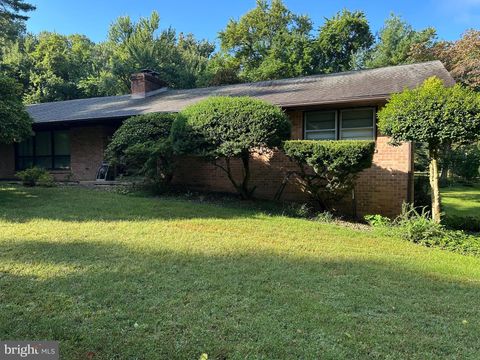 Tiny photo for 132 Osage Lane, NEWARK, DE 19711 (MLS # DENC2102246)