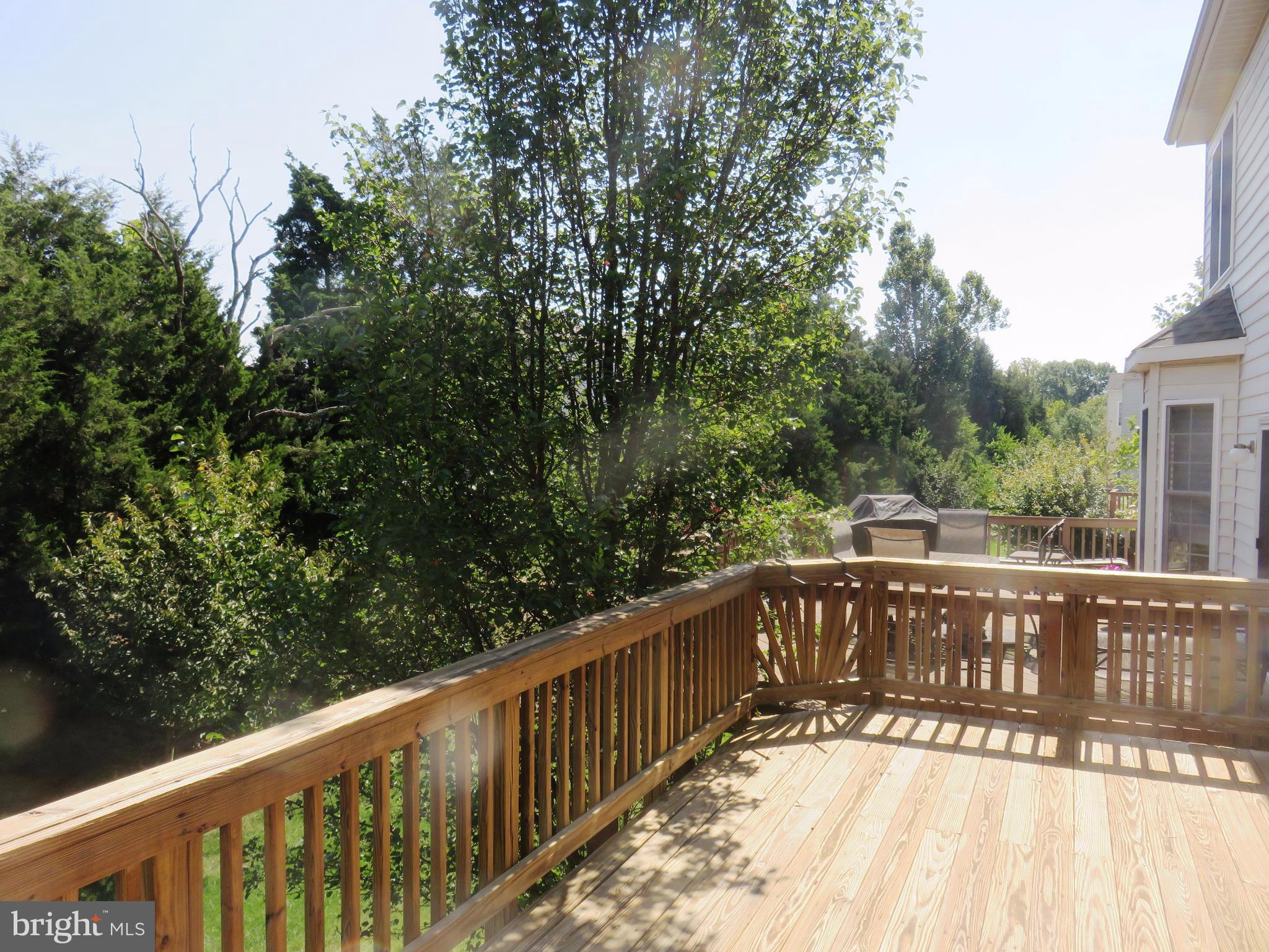 LOUDOUN VALLEY ESTATES - Residential Lease