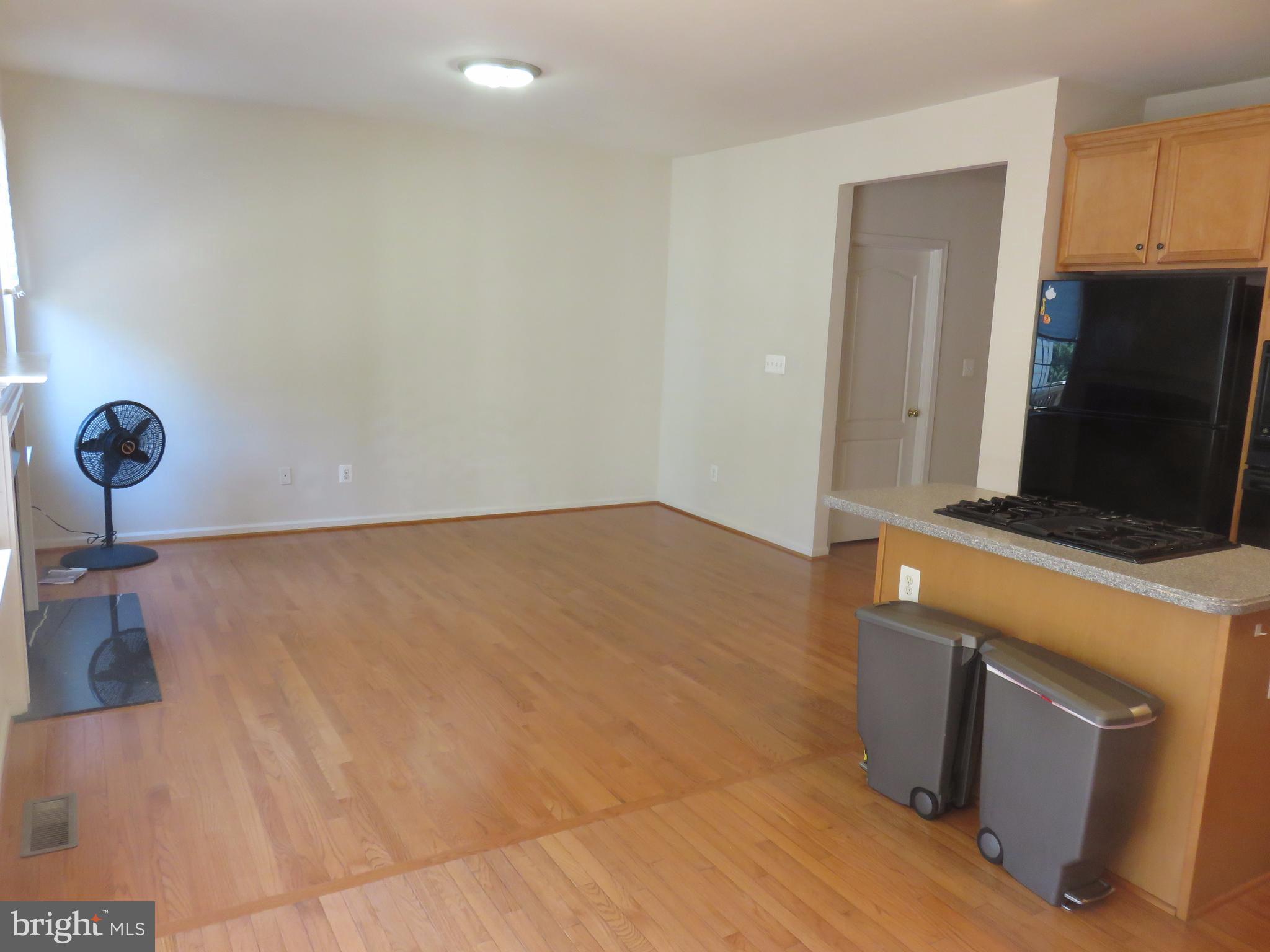 LOUDOUN VALLEY ESTATES - Residential Lease