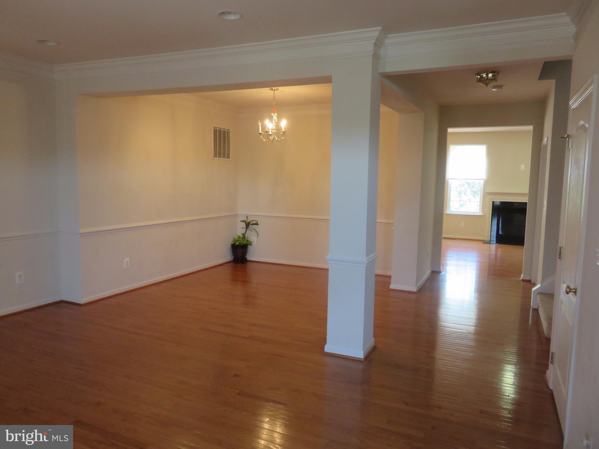 LOUDOUN VALLEY ESTATES - Residential Lease