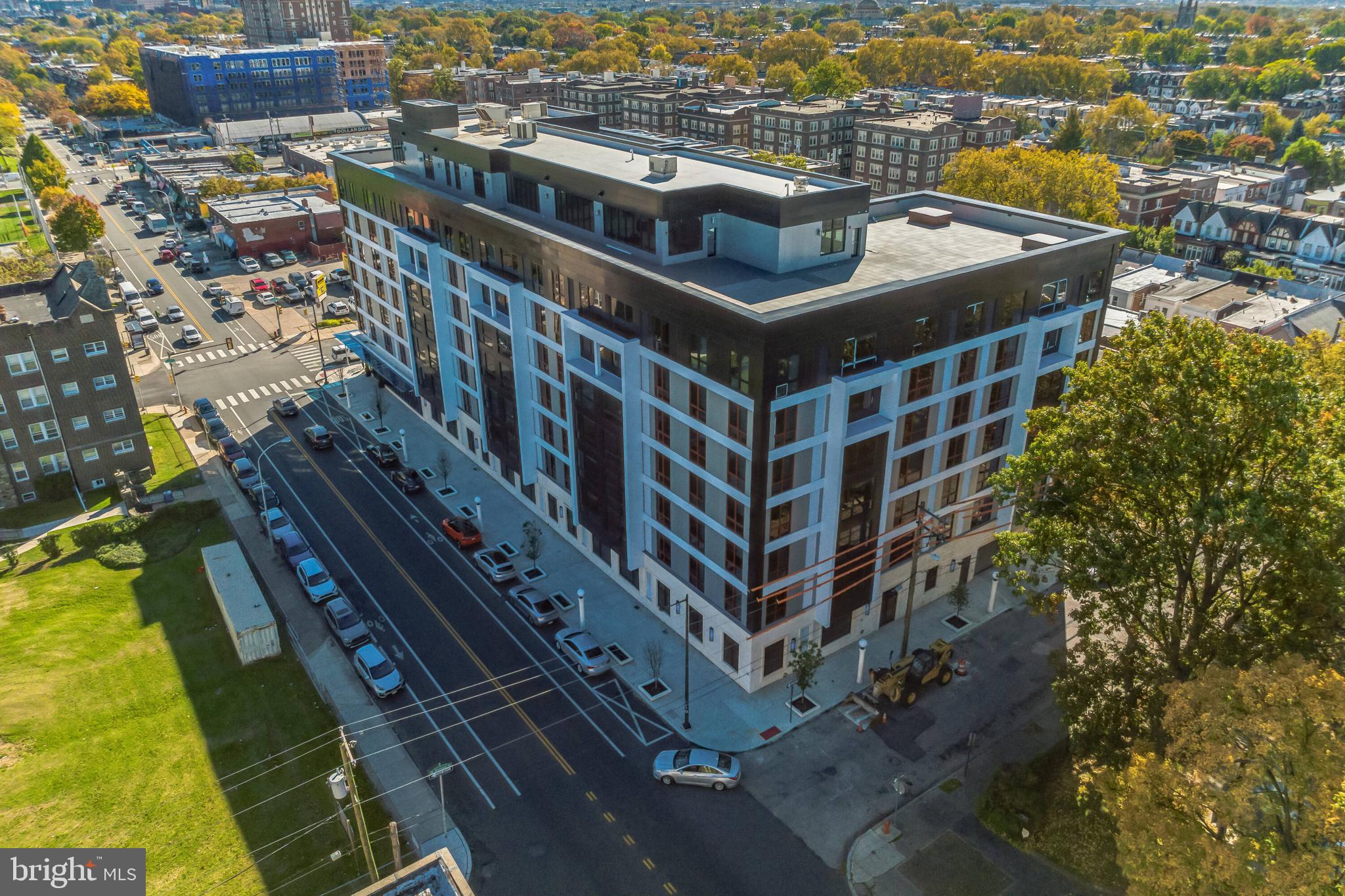 UNIVERSITY CITY - Commercial Lease