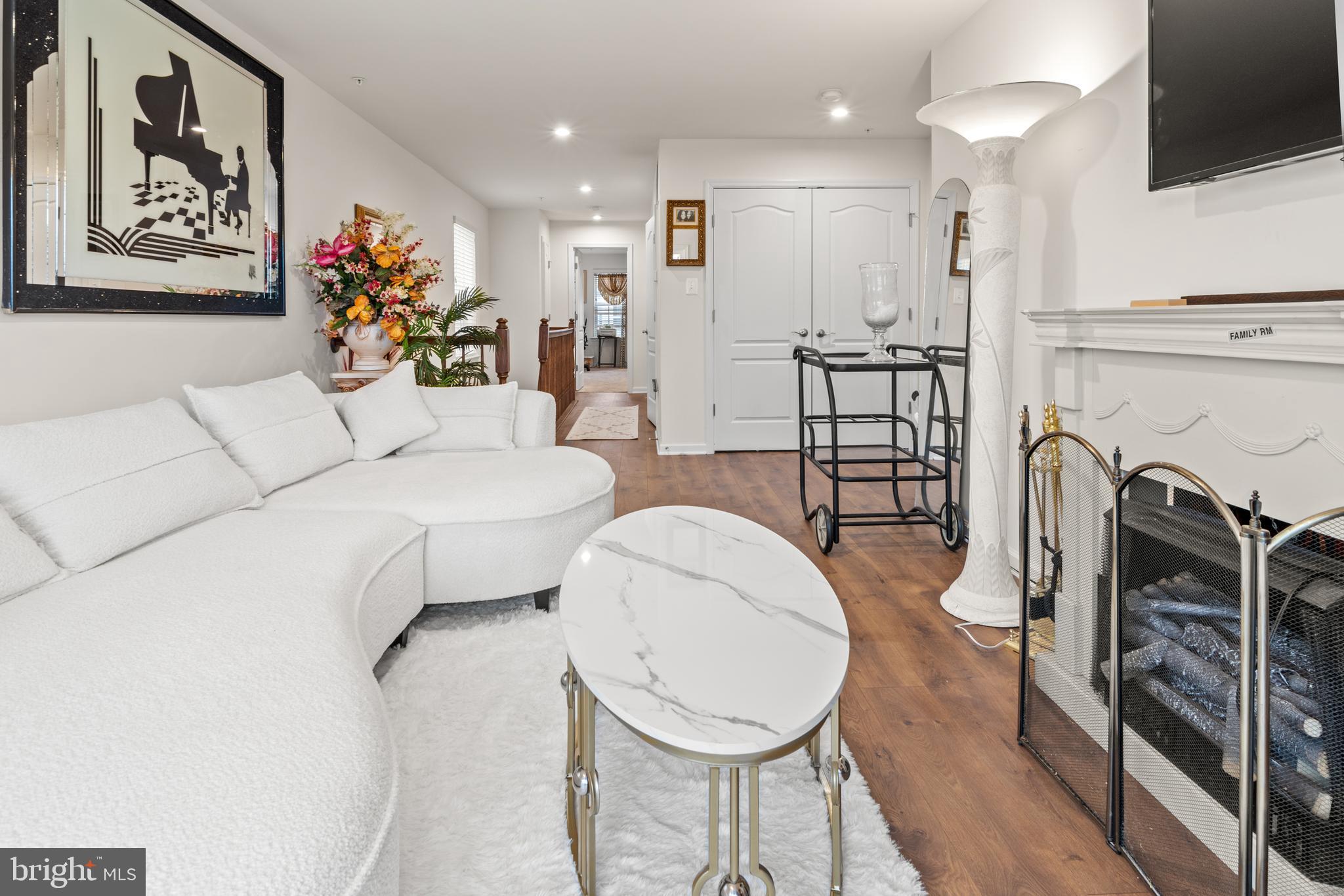 BALLARD GREEN - Residential