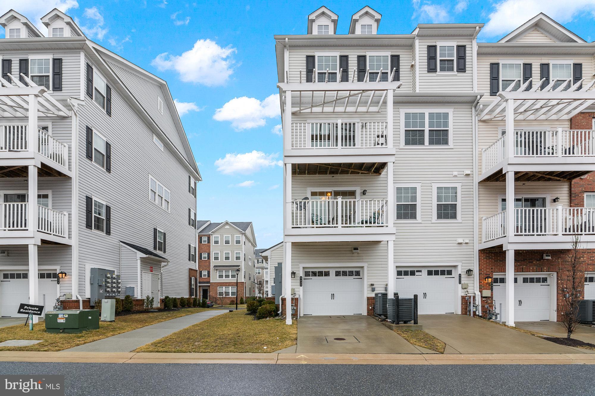 BALLARD GREEN - Residential