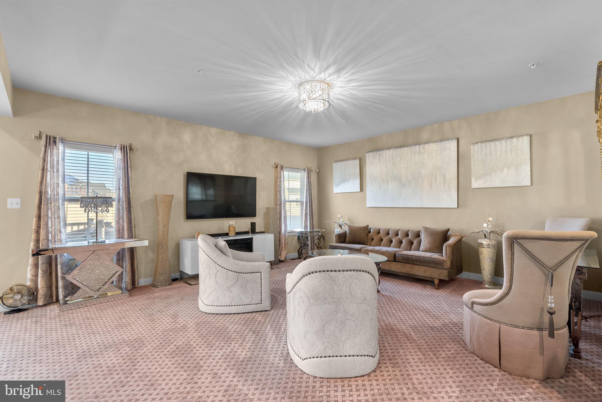 CREEKSIDE VILLAGE AT TANYARD SPRINGS - Residential