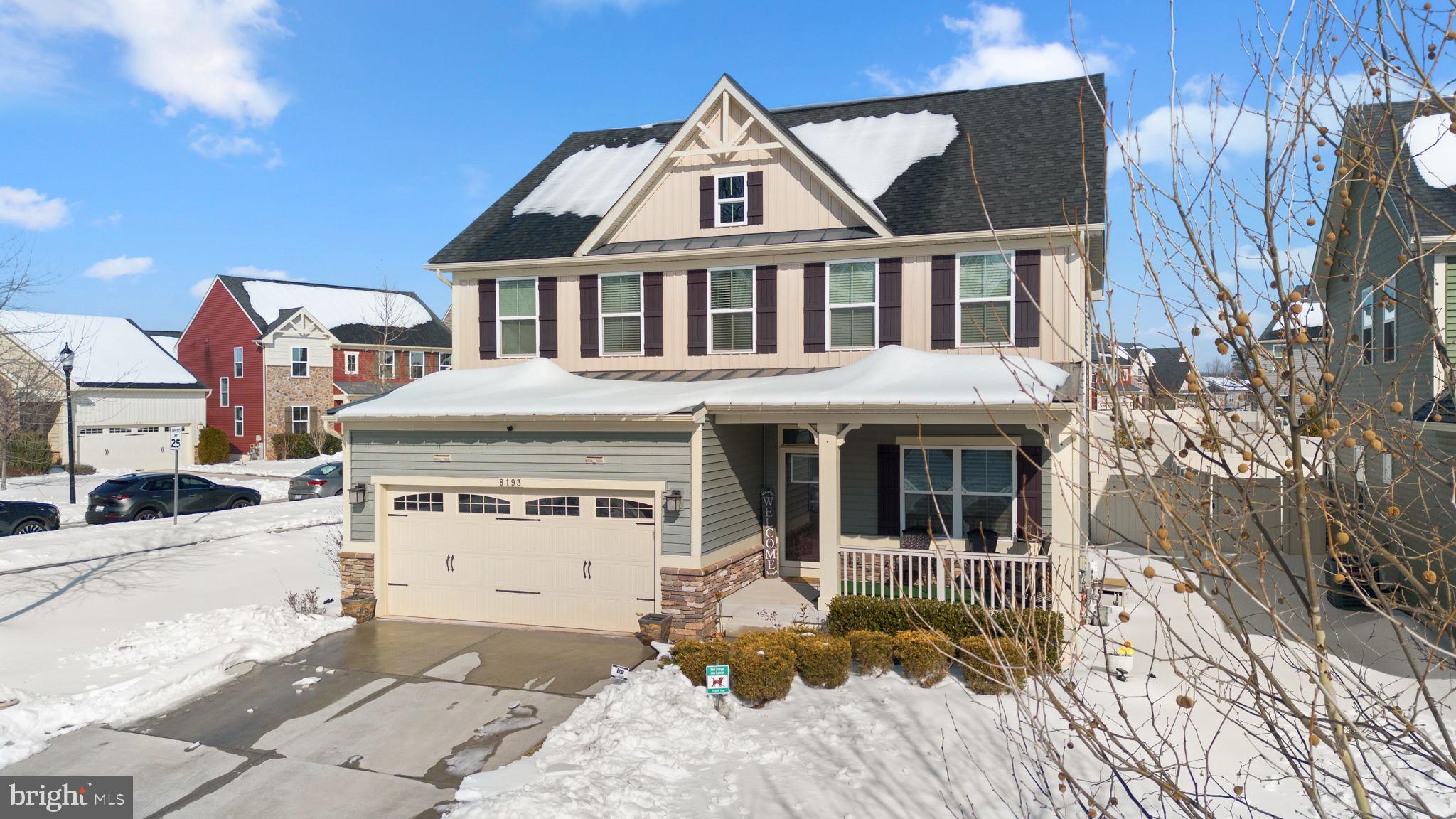 8193 HICKORY HOLLOW DRIVE